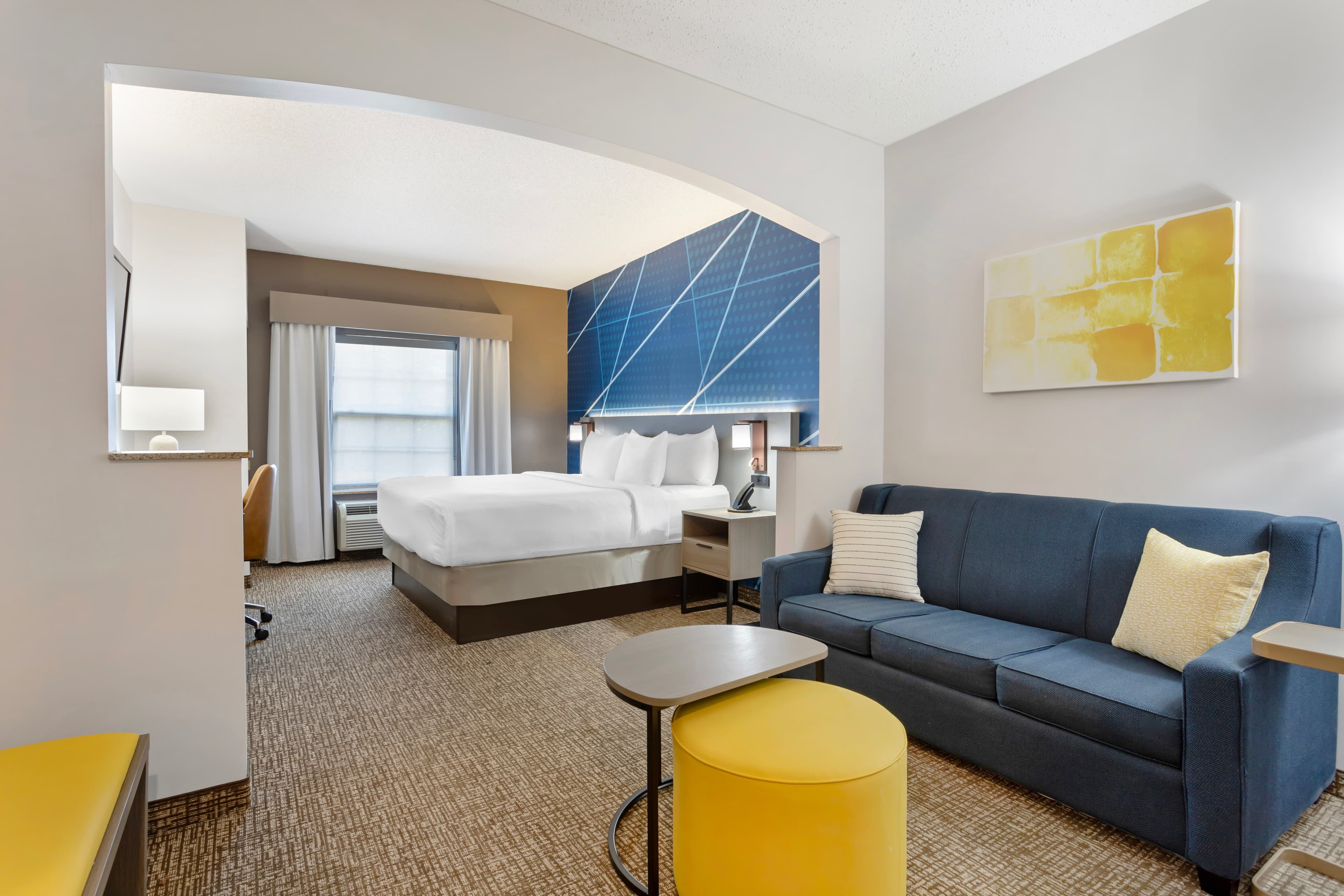 Comfort Suites East Brunswick - South River — 7