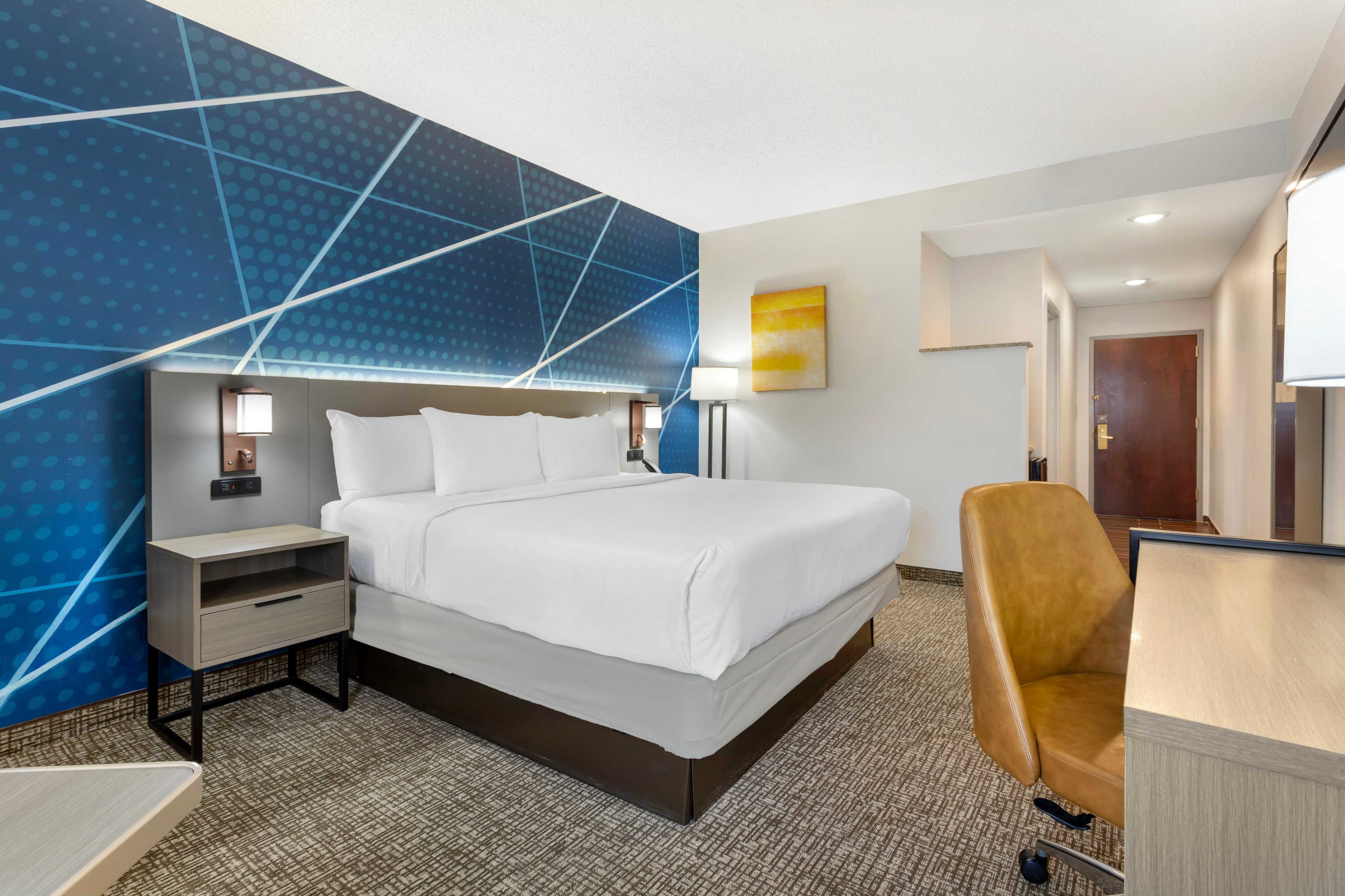 Comfort Suites East Brunswick - South River — 13