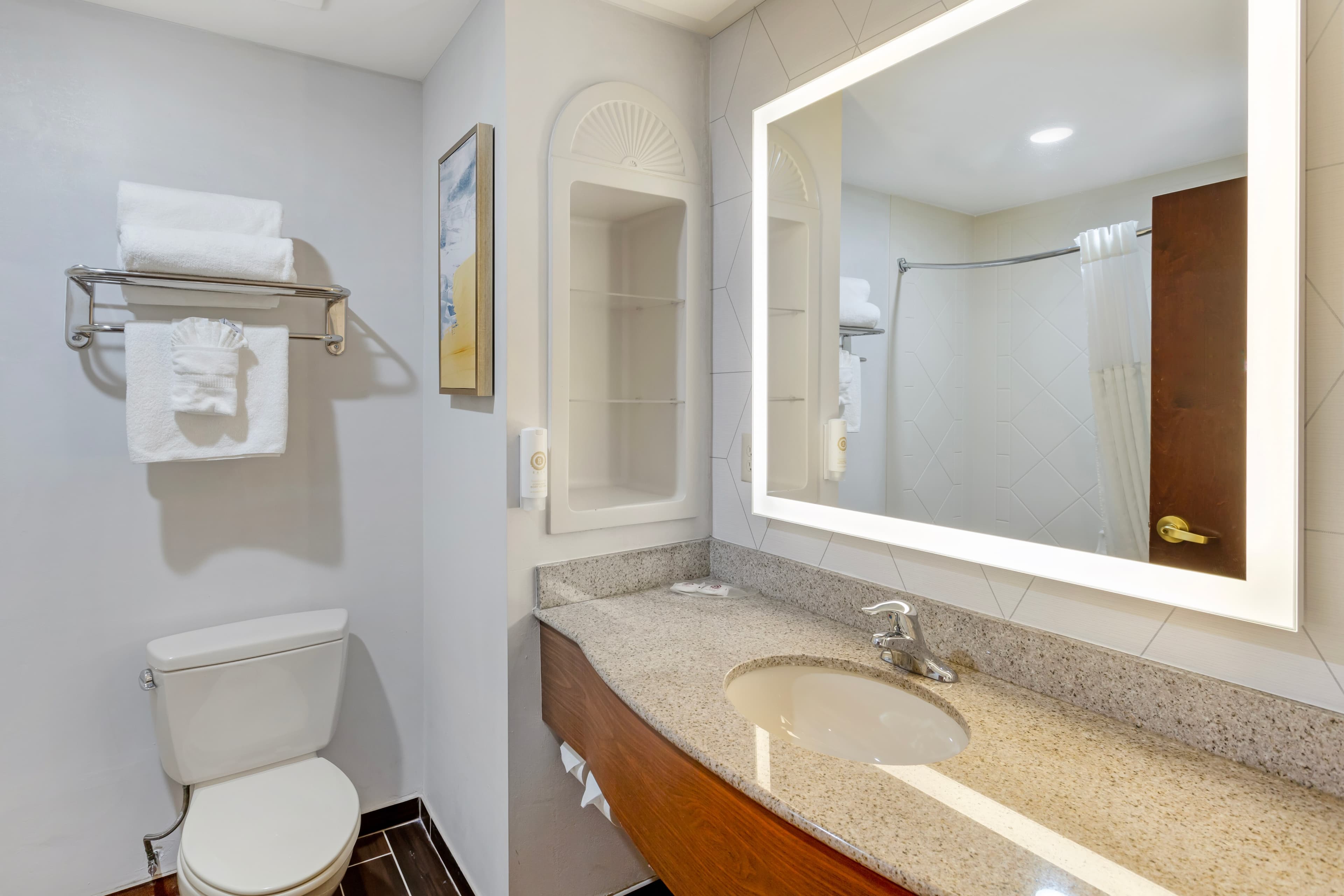 Comfort Suites East Brunswick - South River — 15