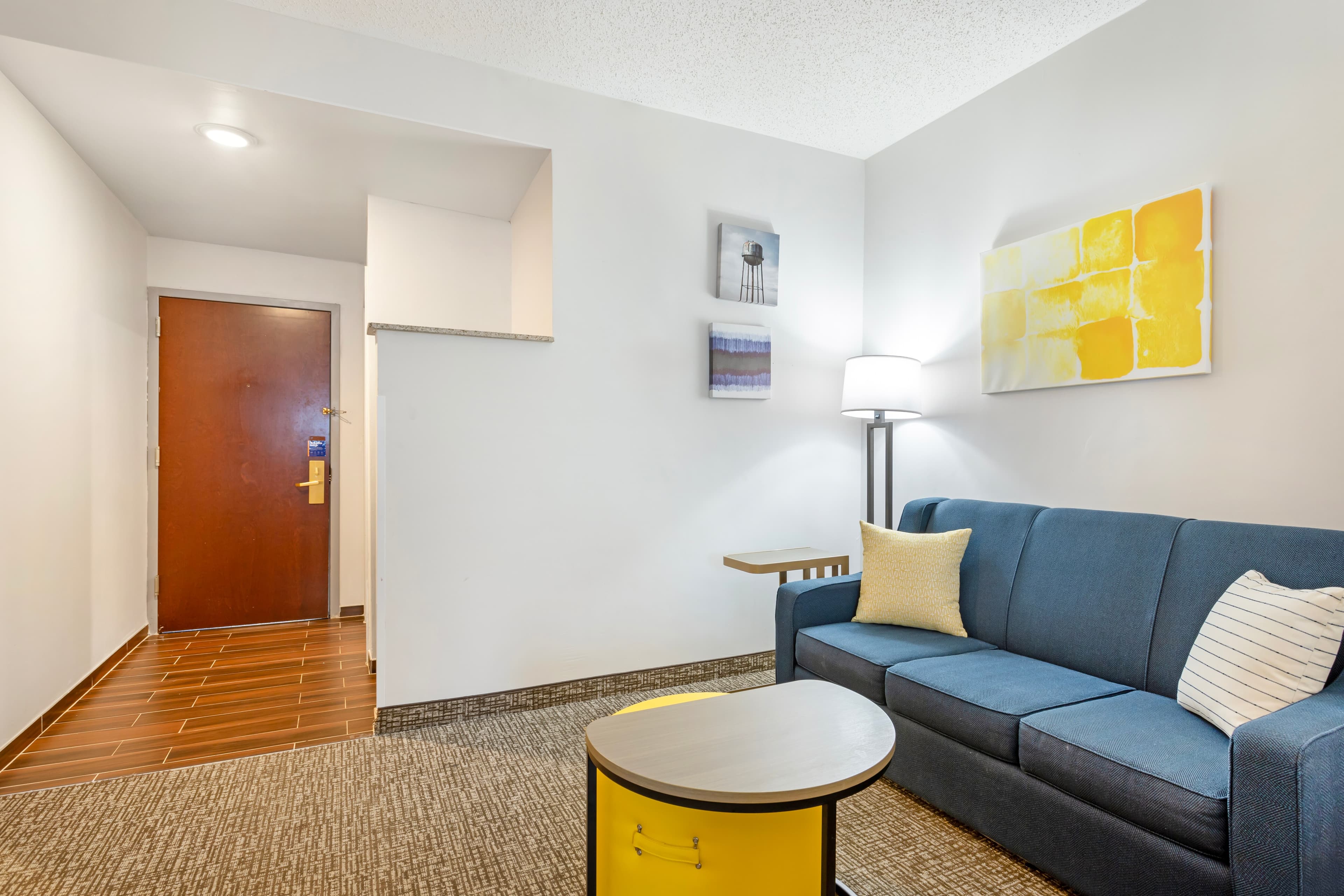 Comfort Suites East Brunswick - South River — 18