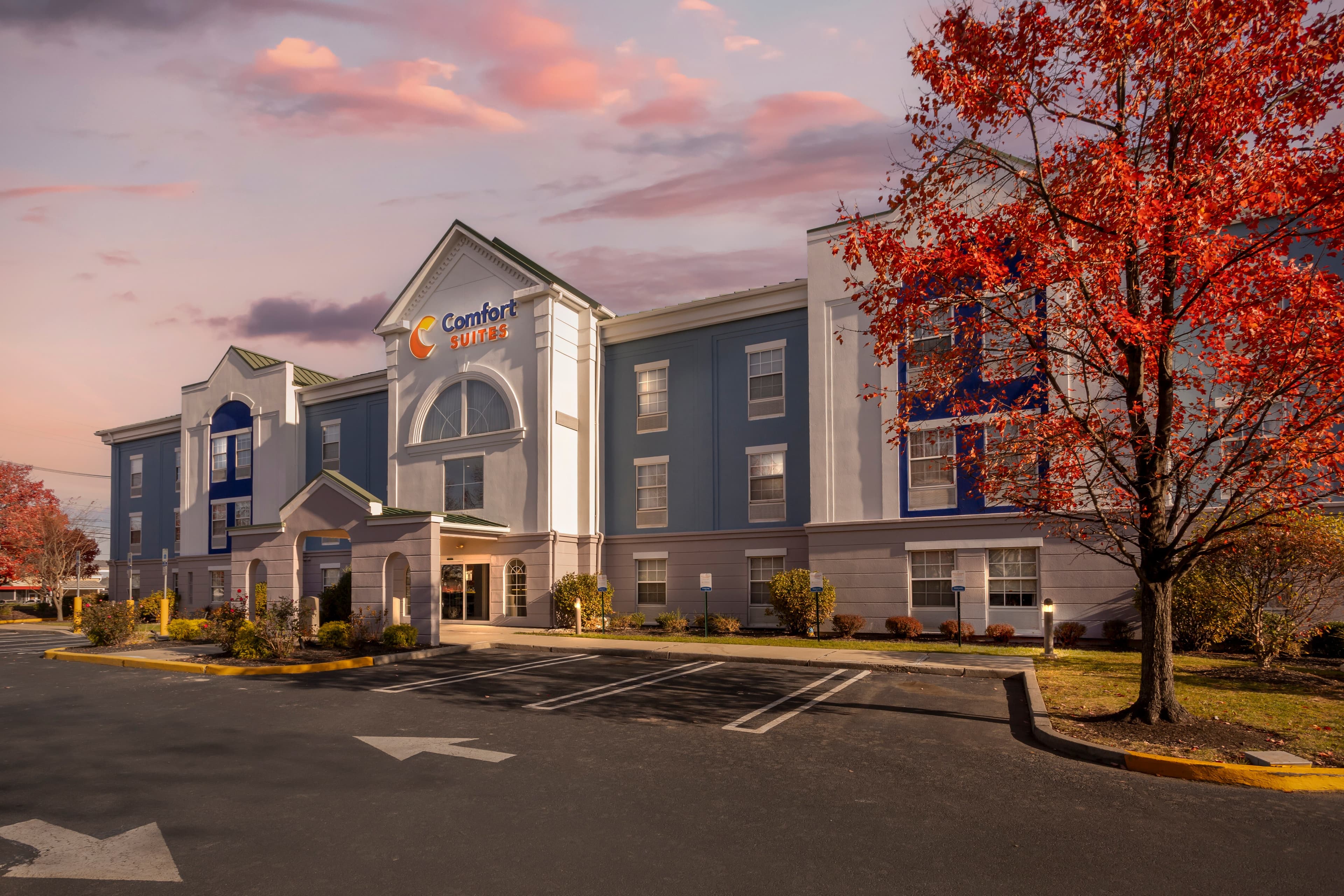 Comfort Suites East Brunswick - South River - Image 1