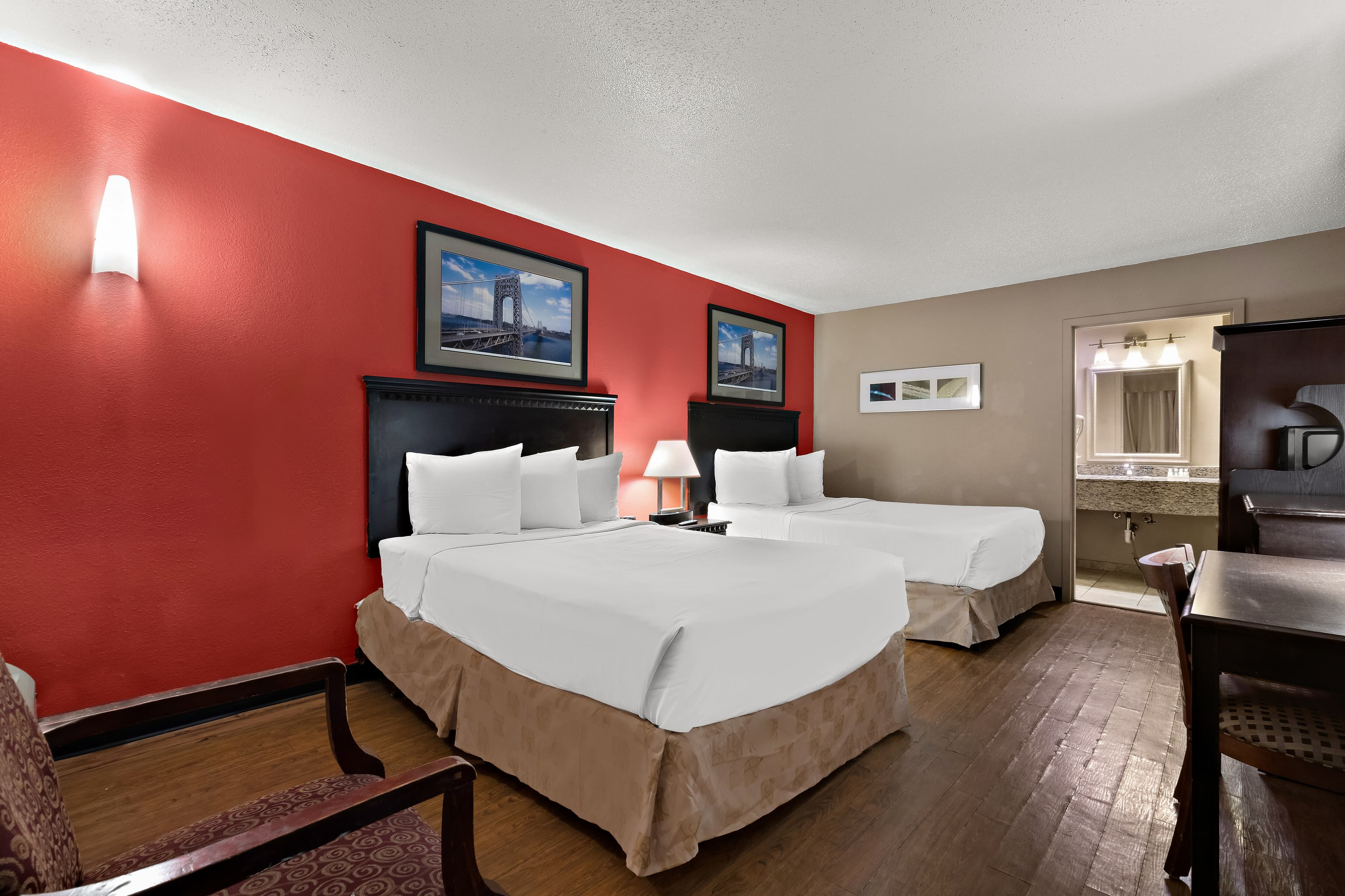 Quality Inn Wayne - Fairfield Area - Image 2