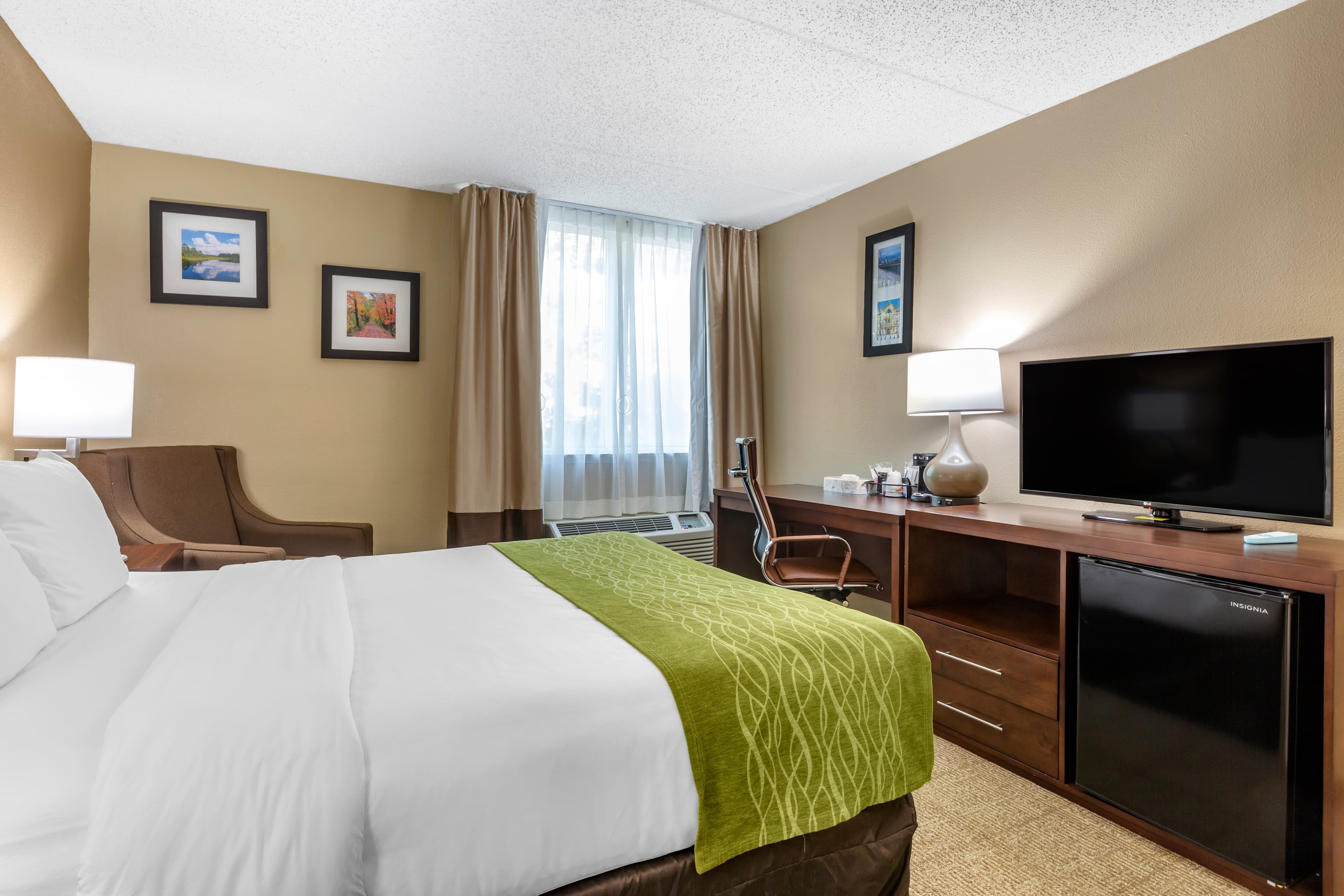 Comfort Inn Edison - New Brunswick — 7
