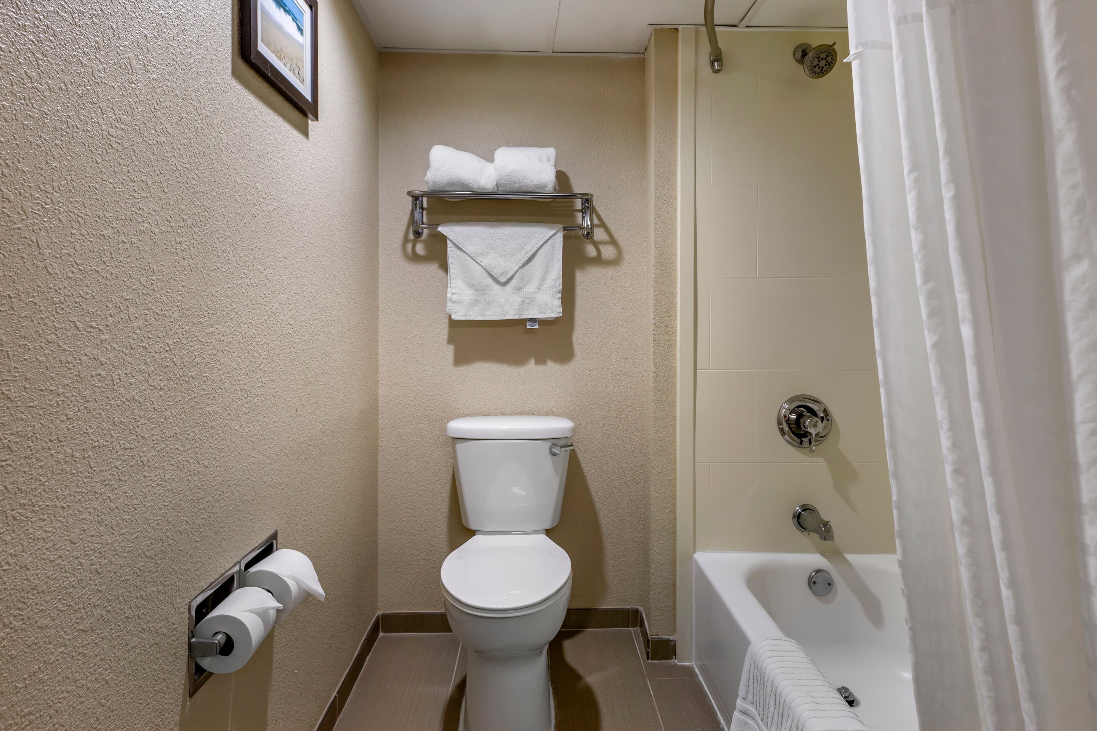 Comfort Inn Edison - New Brunswick — 21