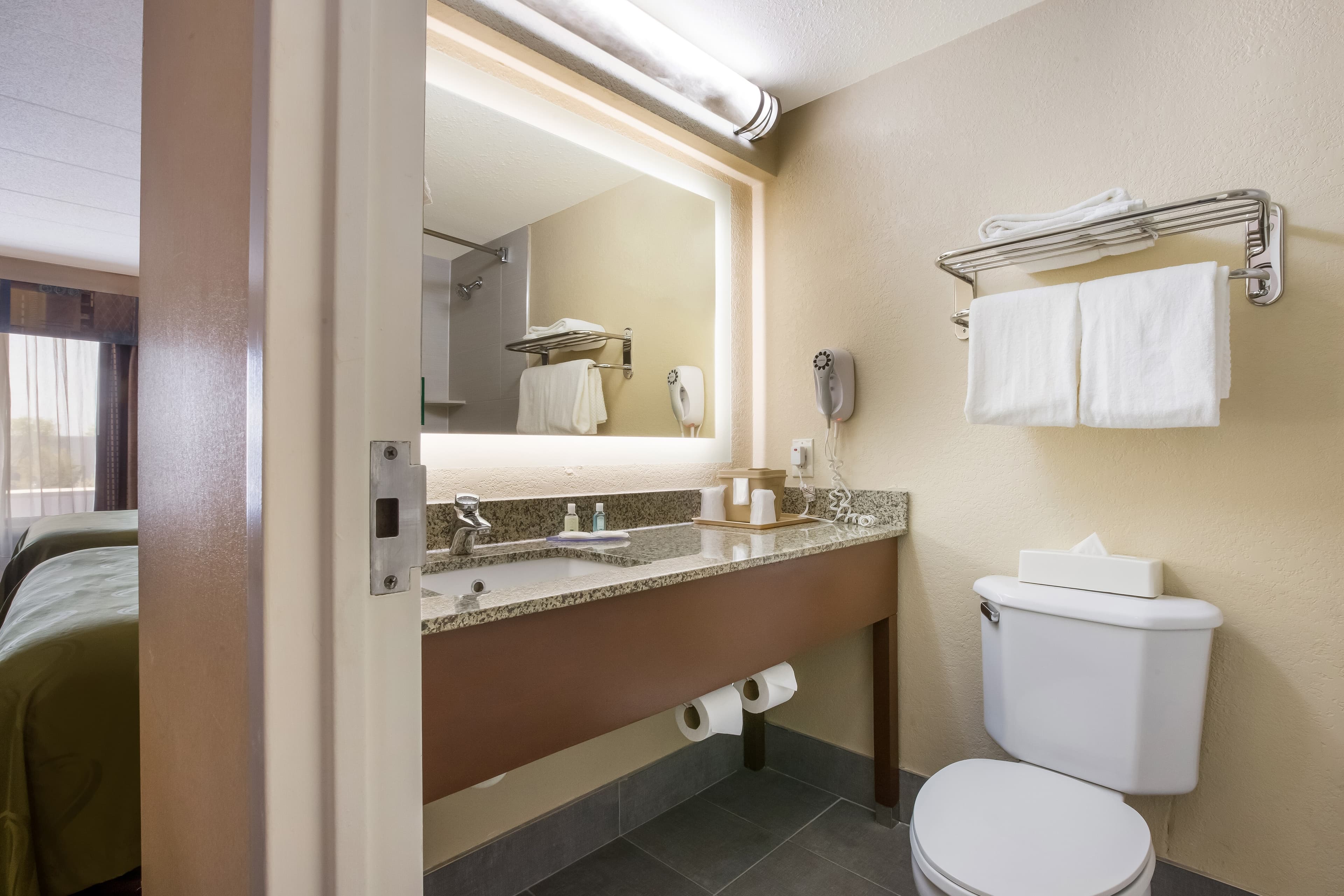 Quality Inn Near Princeton — 8