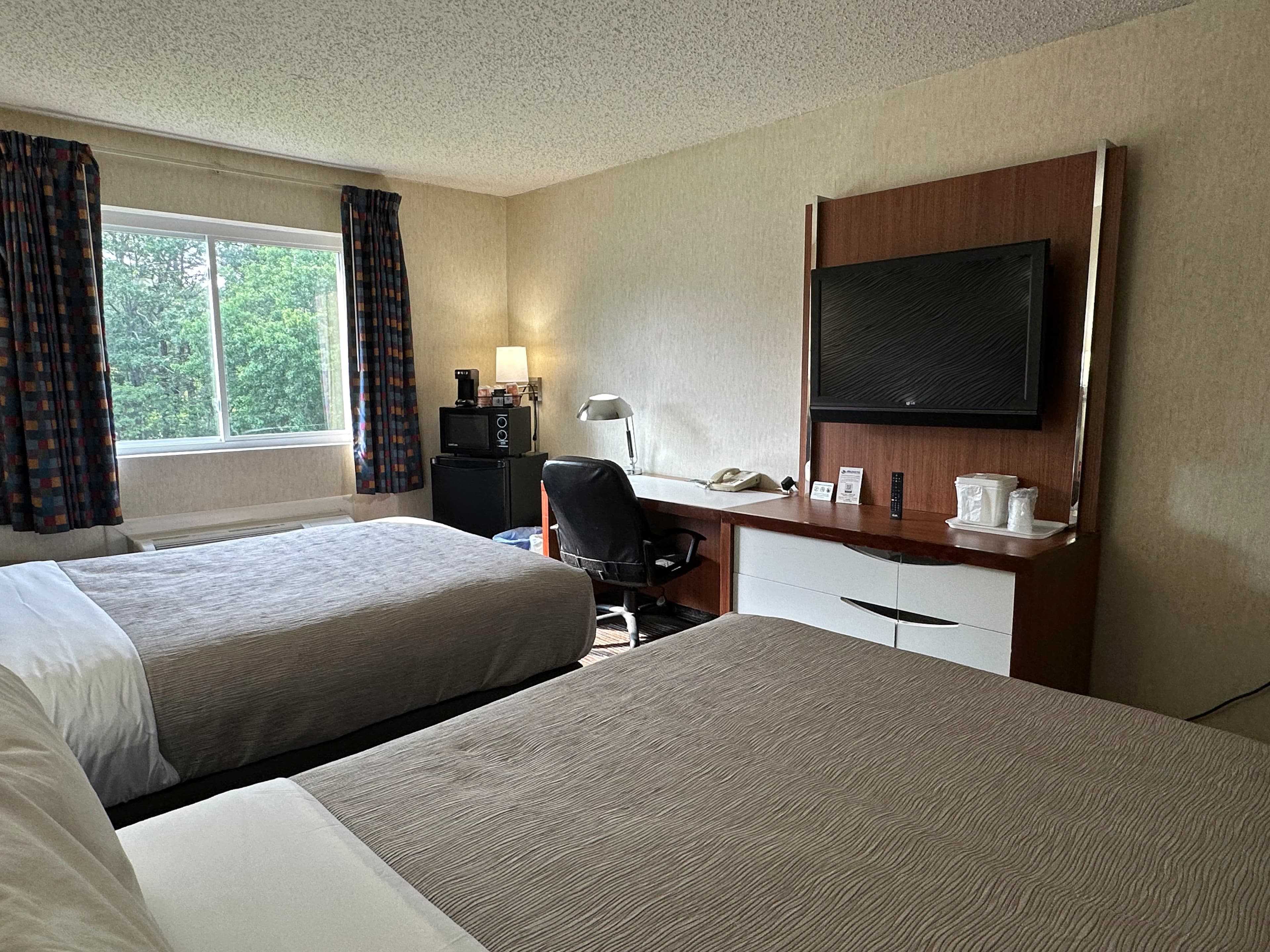 Quality Inn near Toms River Corporate Park - Image 3