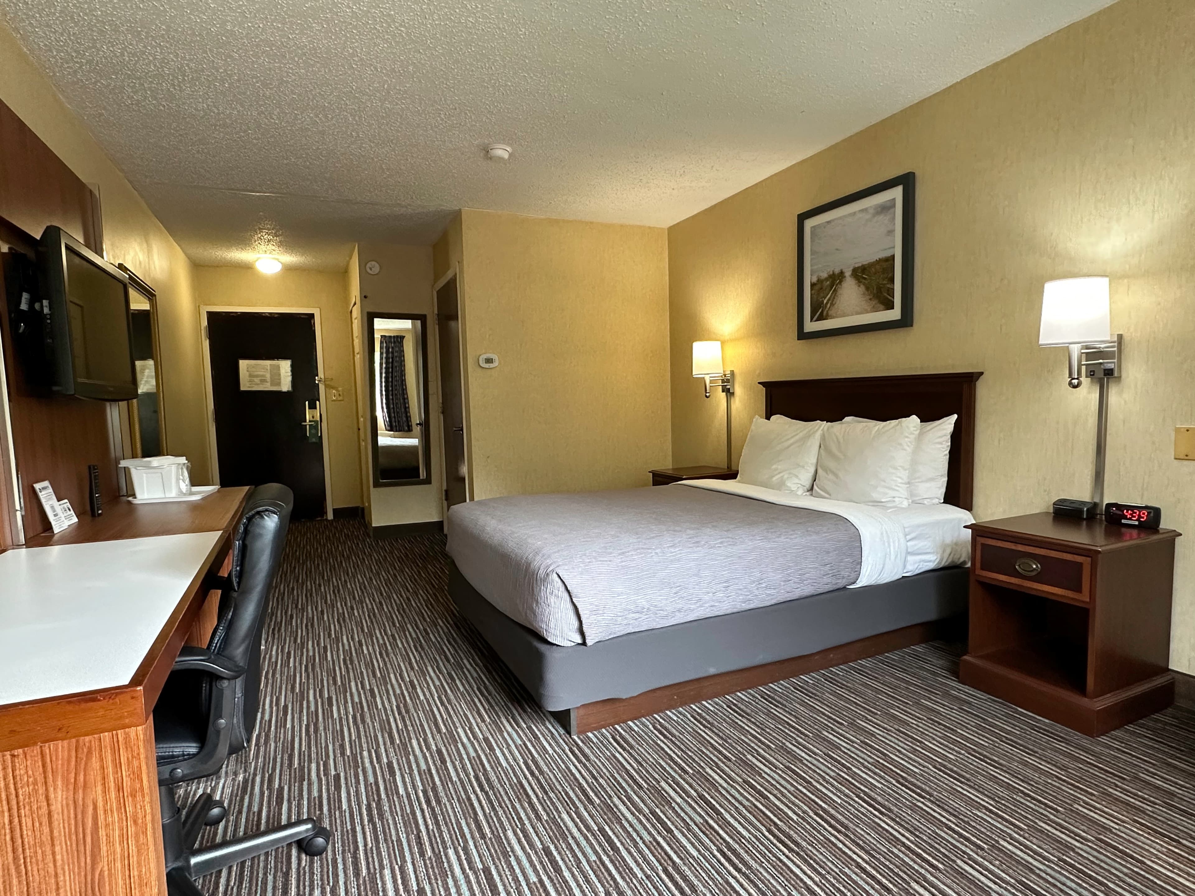 Quality Inn near Toms River Corporate Park — 13