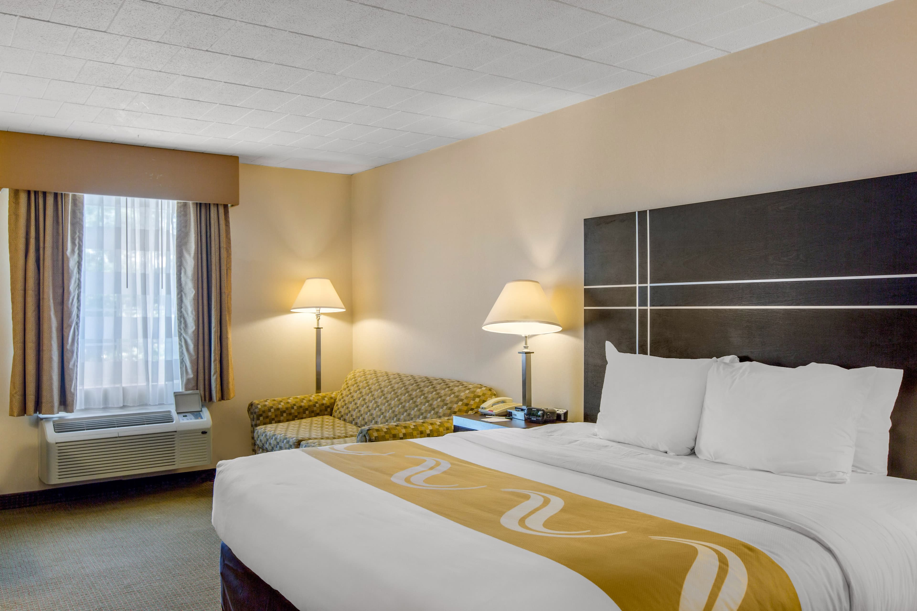 Quality Inn Ledgewood - Dover - Image 2