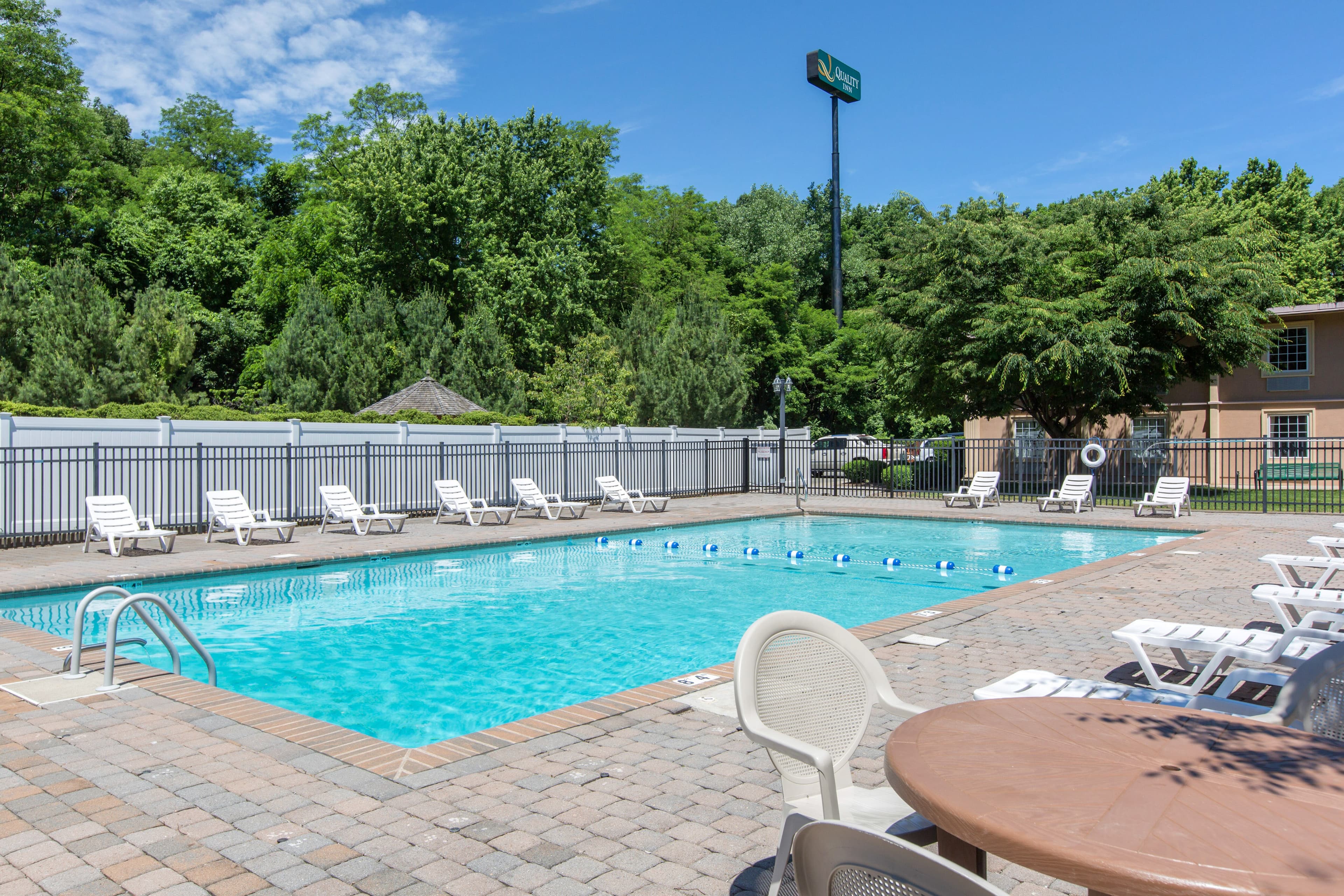 Quality Inn Ledgewood - Dover - Image 1