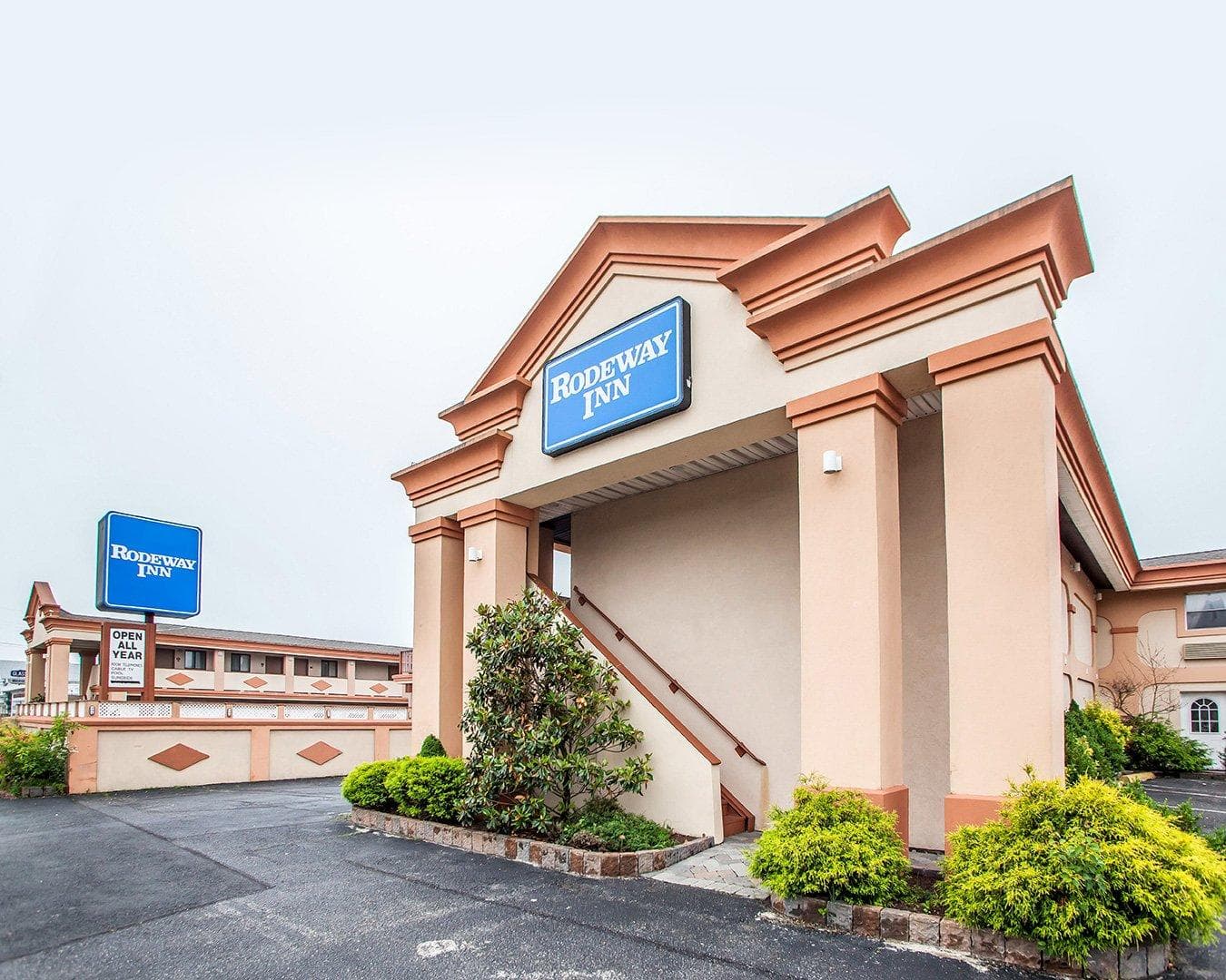 Rodeway Inn Point Pleasant Beach - Image 1