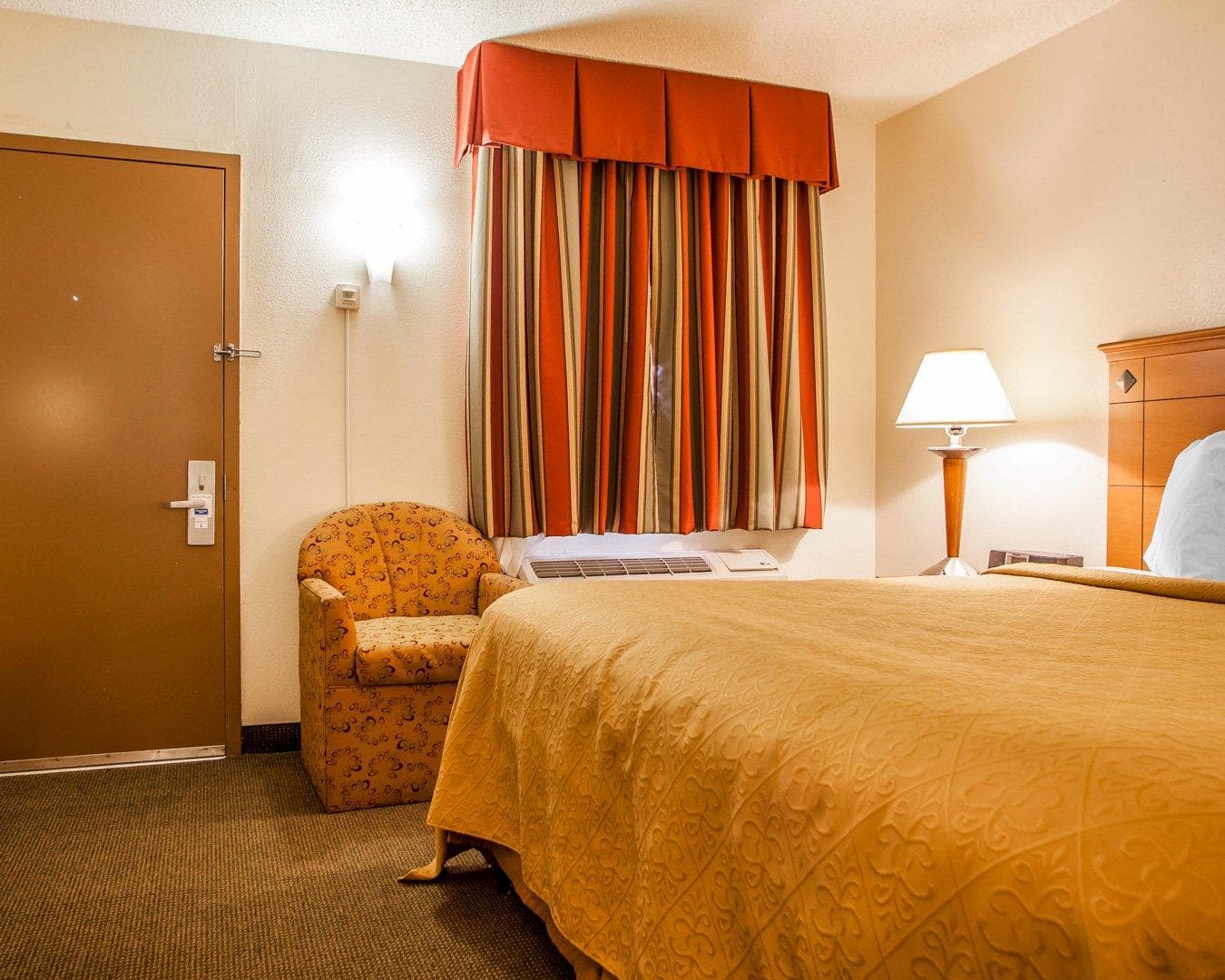Rodeway Inn Point Pleasant Beach — 11