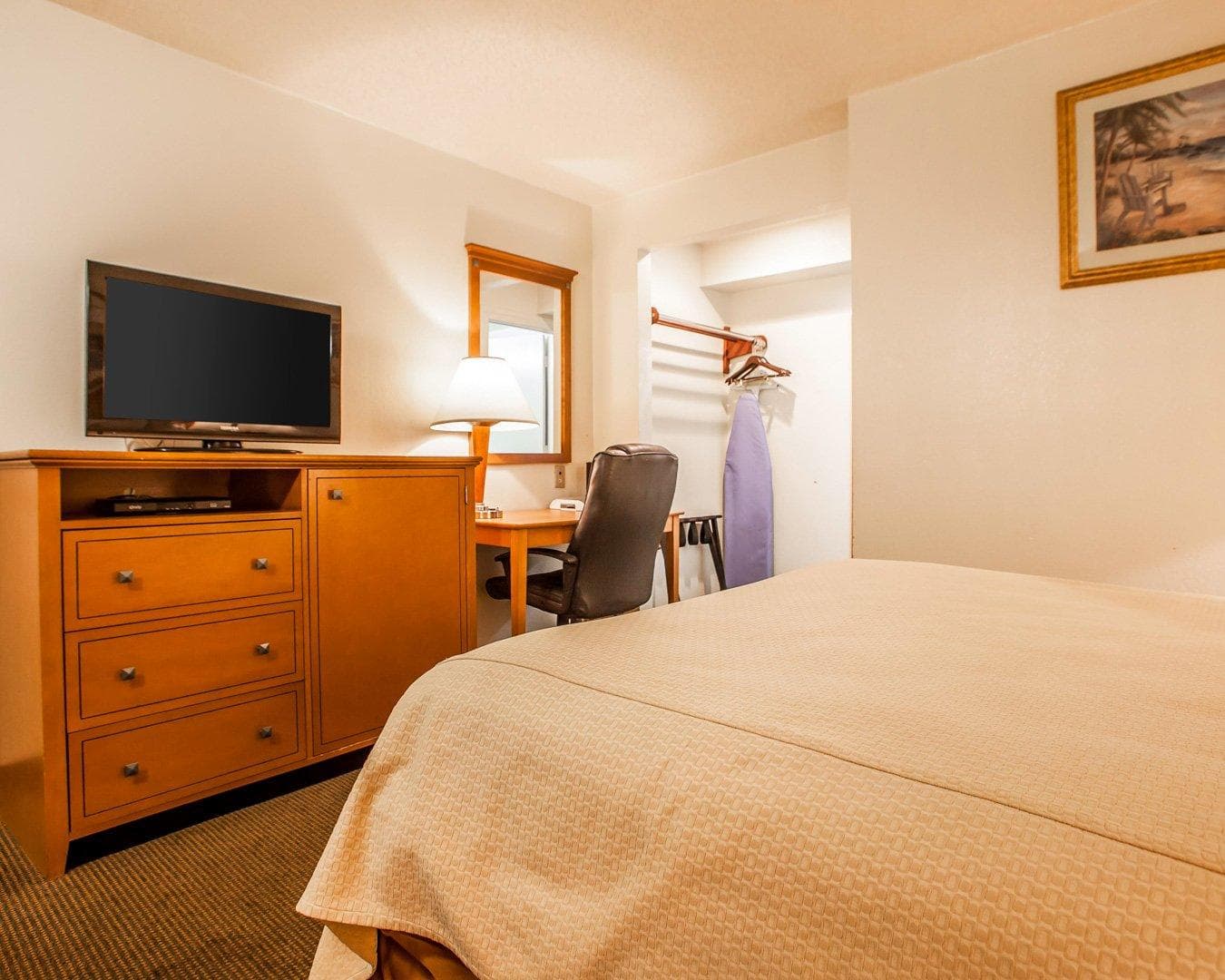 Rodeway Inn Point Pleasant Beach — 24