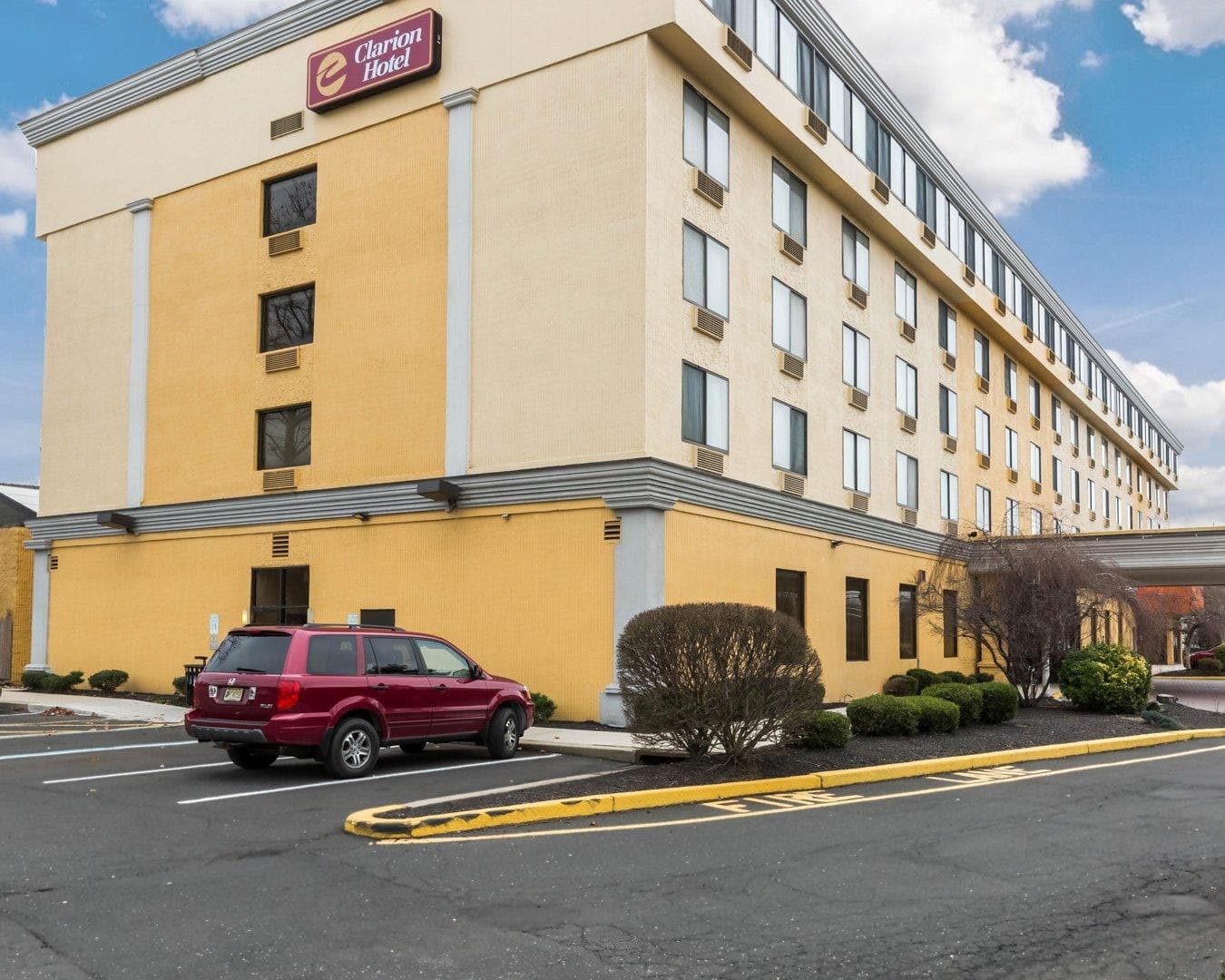 Clarion Hotel Somerset - New Brunswick - Image 1
