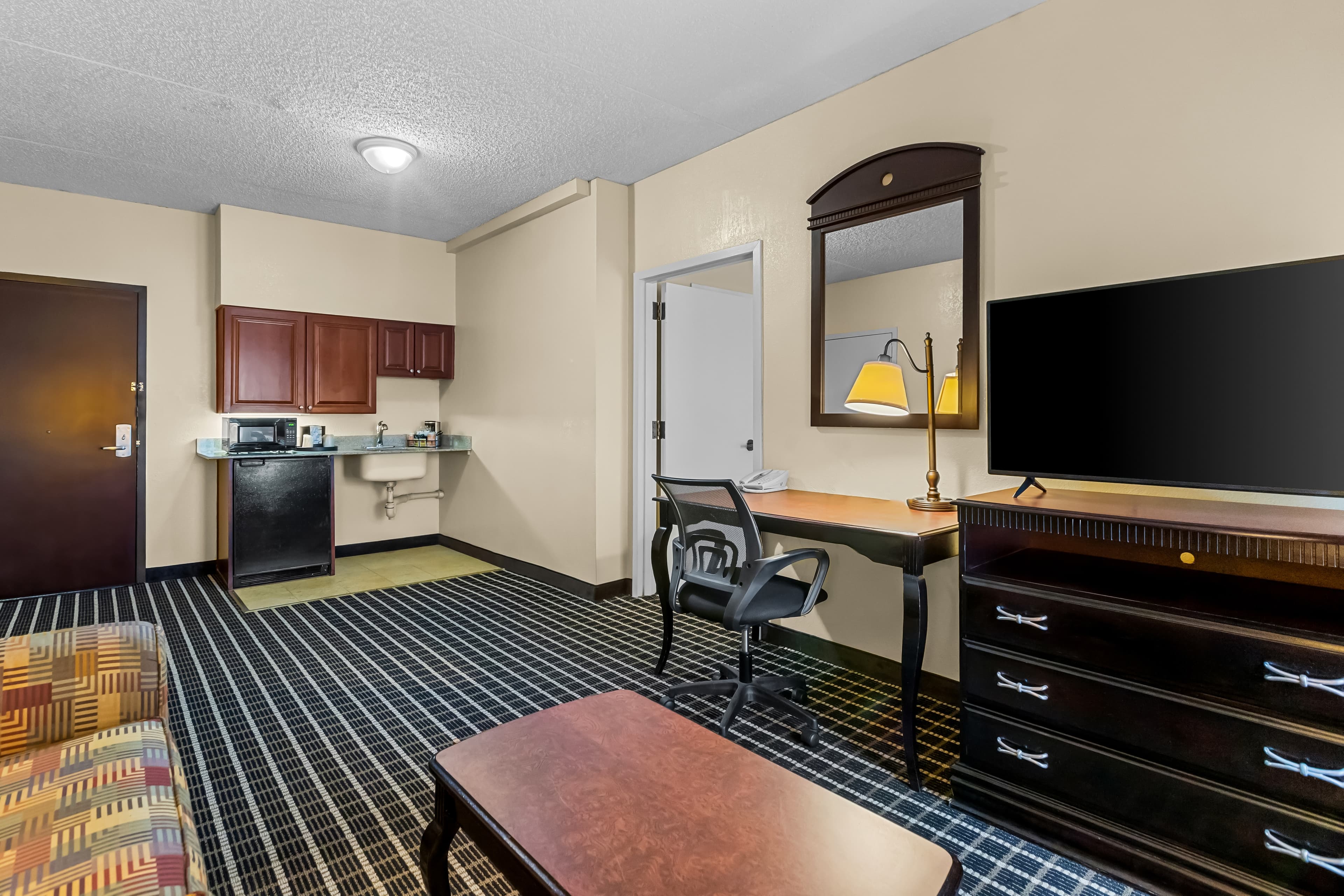 Comfort Inn & Suites Somerset - New Brunswick — 29