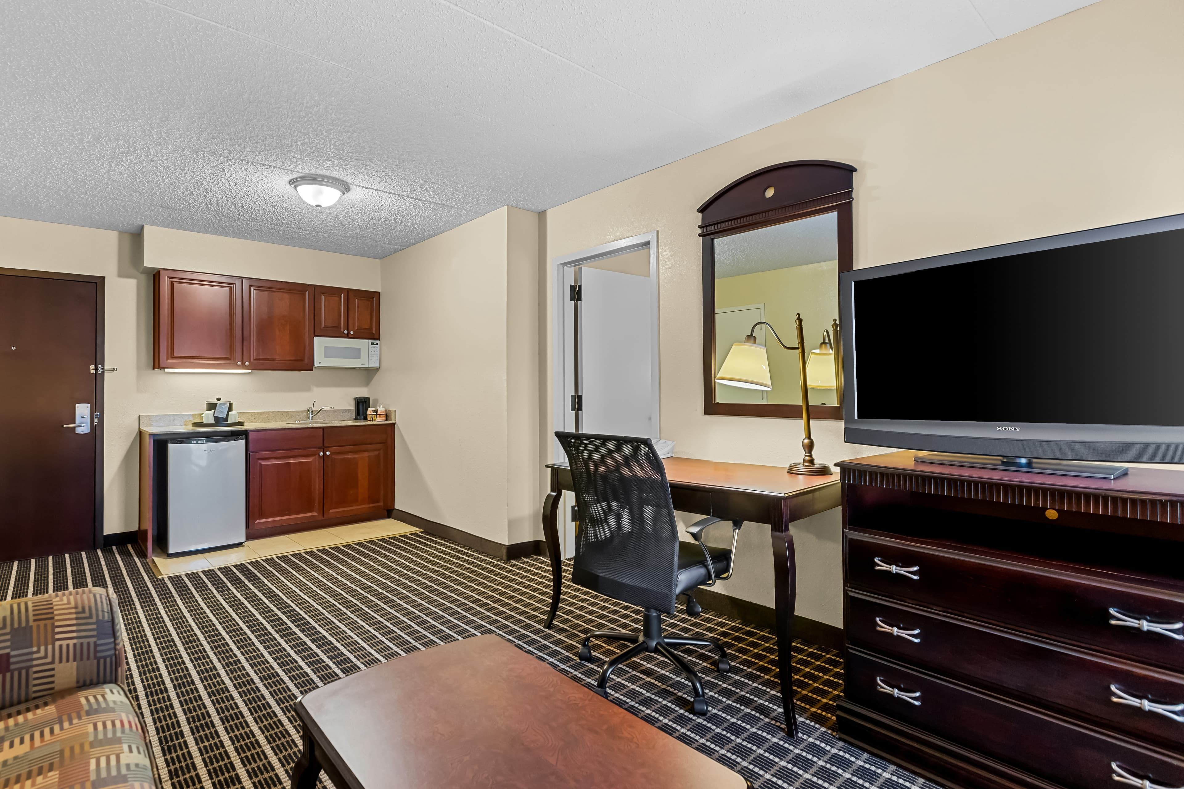 Comfort Inn & Suites Somerset - New Brunswick — 31