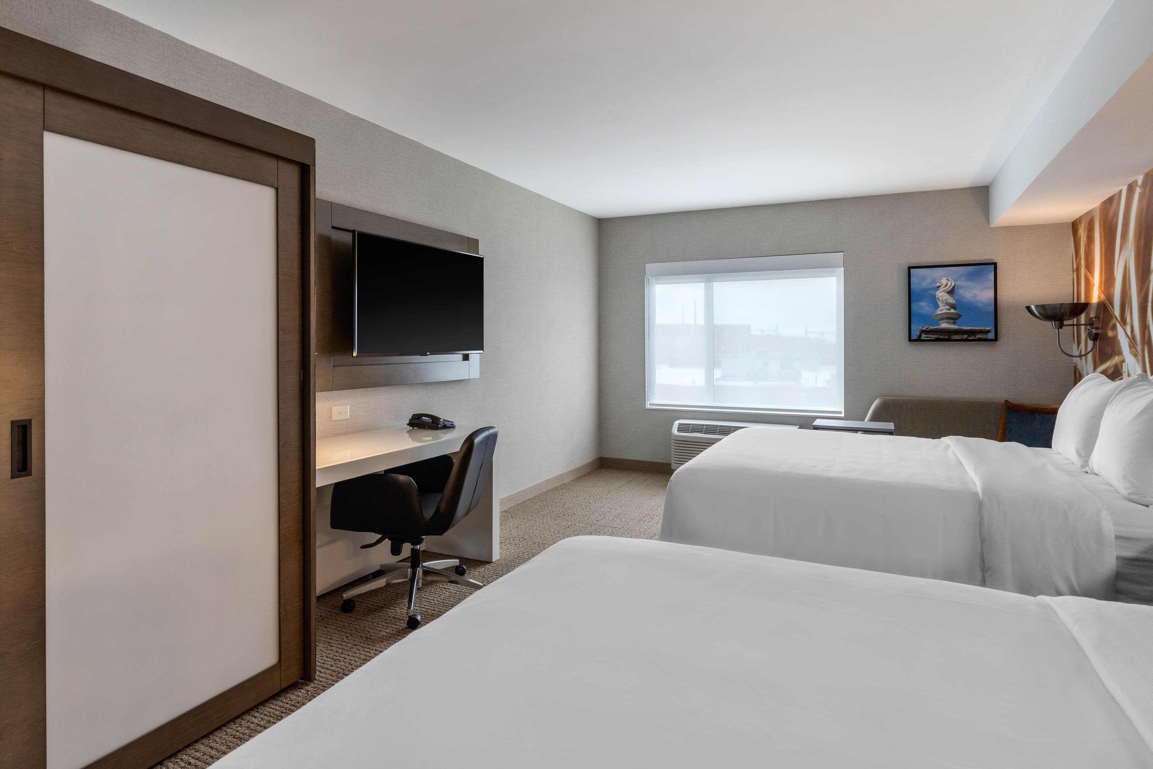 Cambria Hotel West Orange — 12
