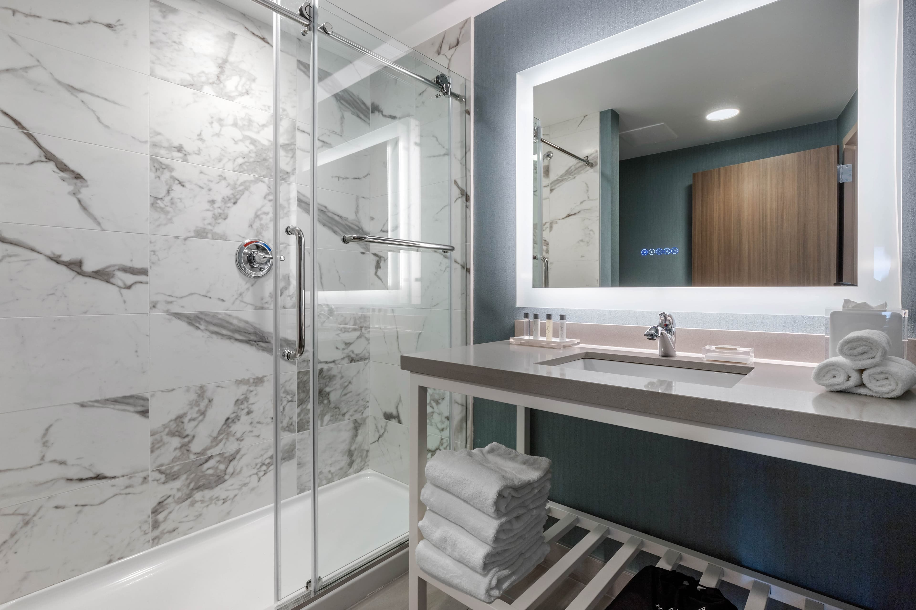 Cambria Hotel West Orange — 13