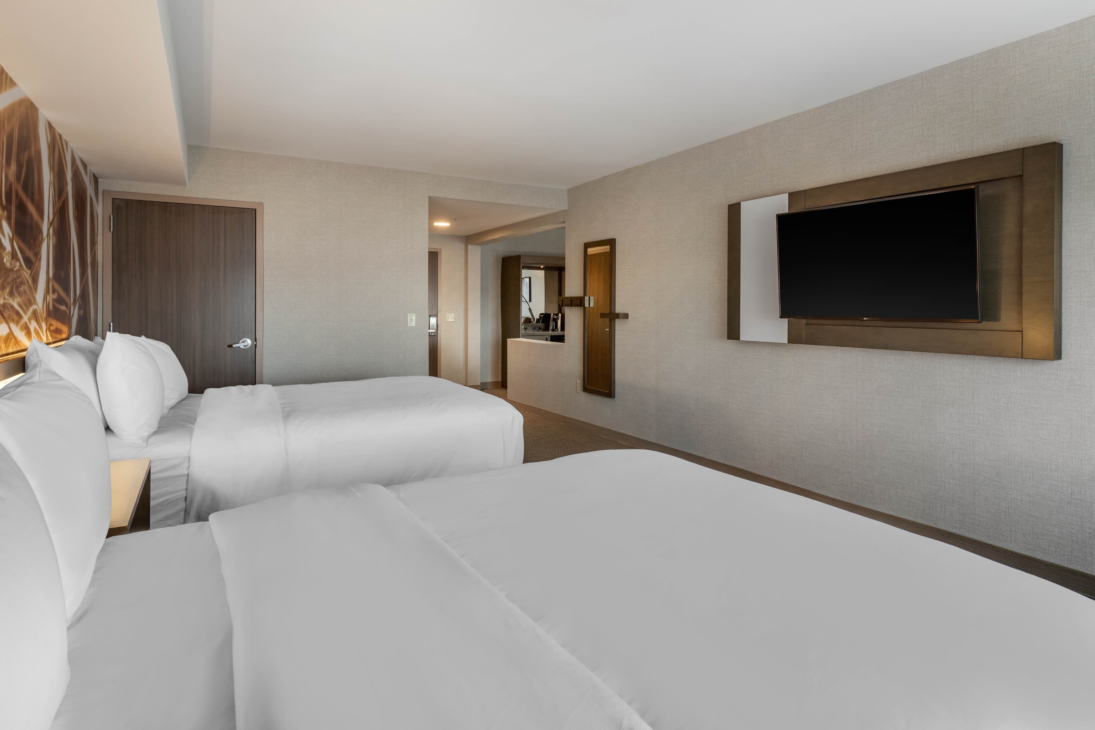 Cambria Hotel West Orange — 21