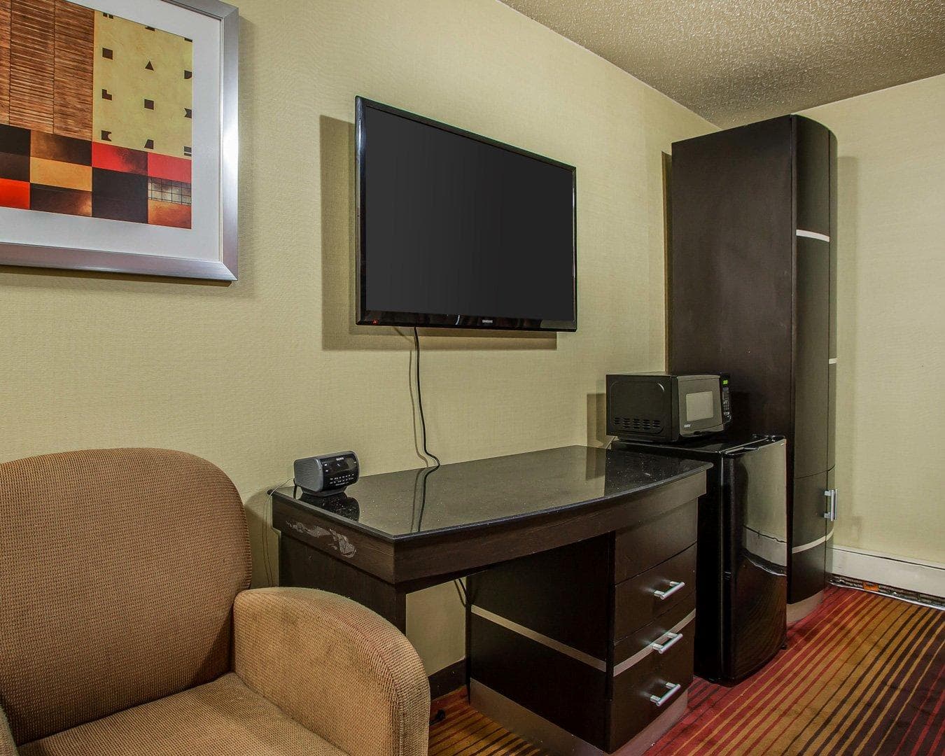 Rodeway Inn Belleville — 24
