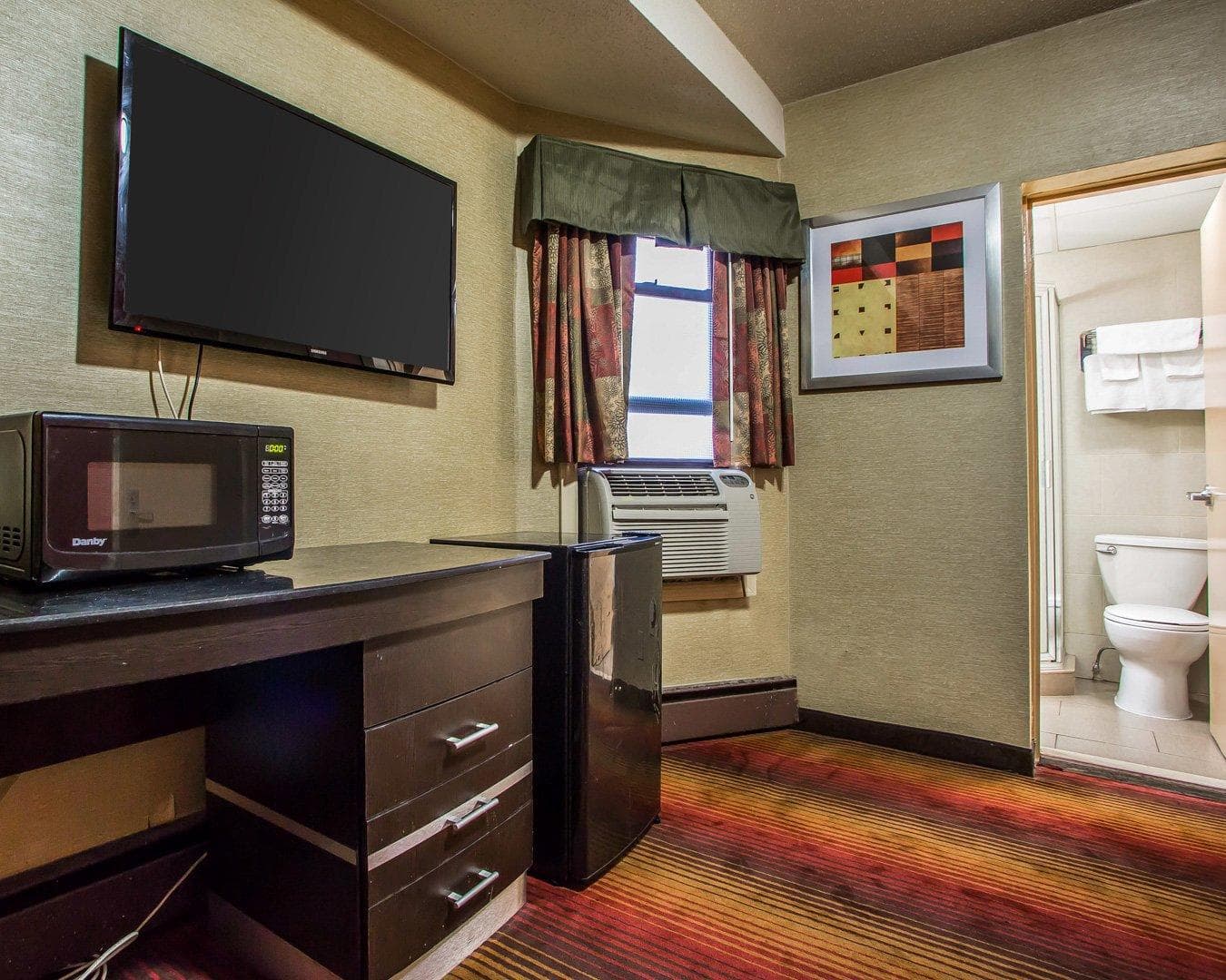 Rodeway Inn Belleville — 20