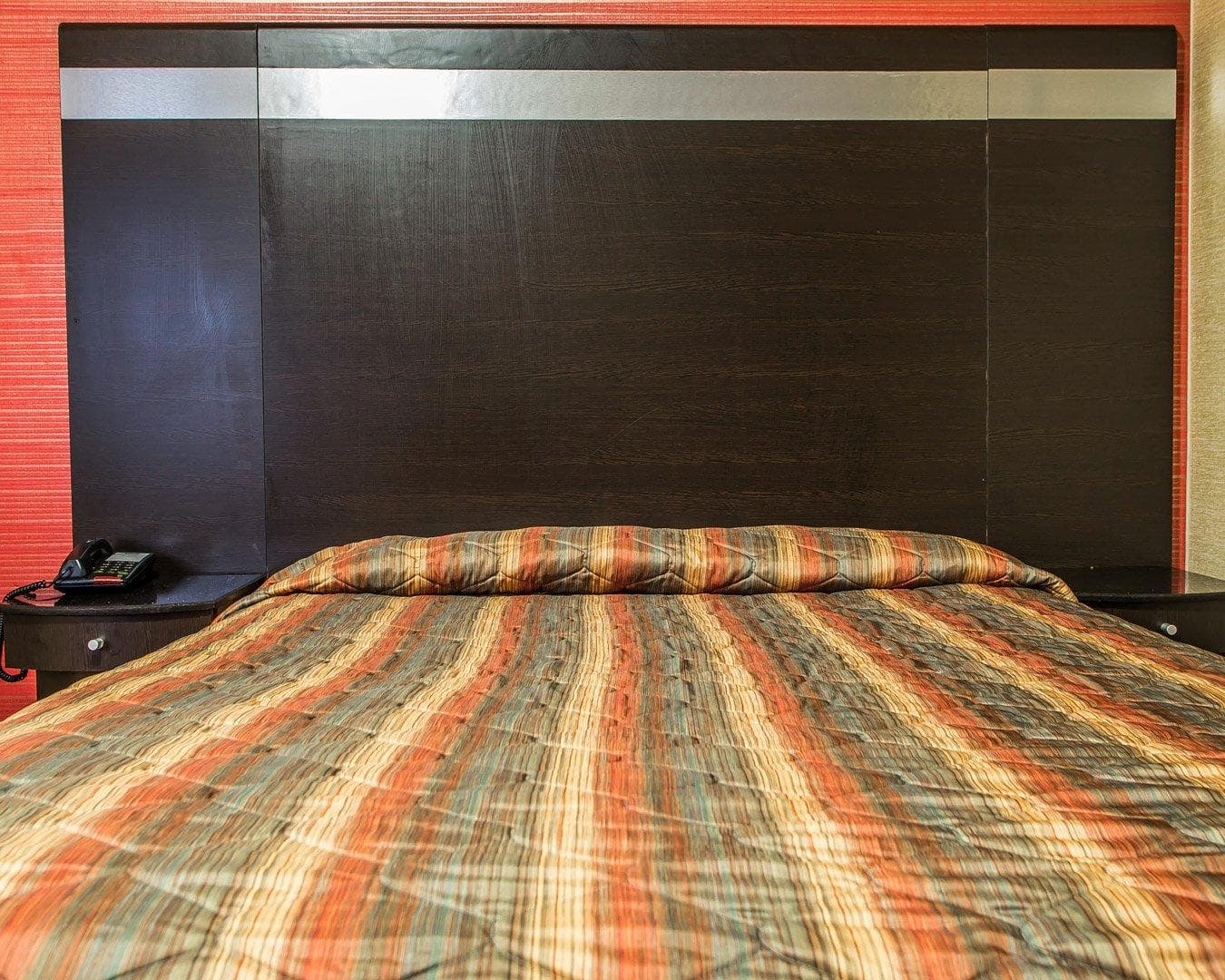 Rodeway Inn Belleville - Image 2