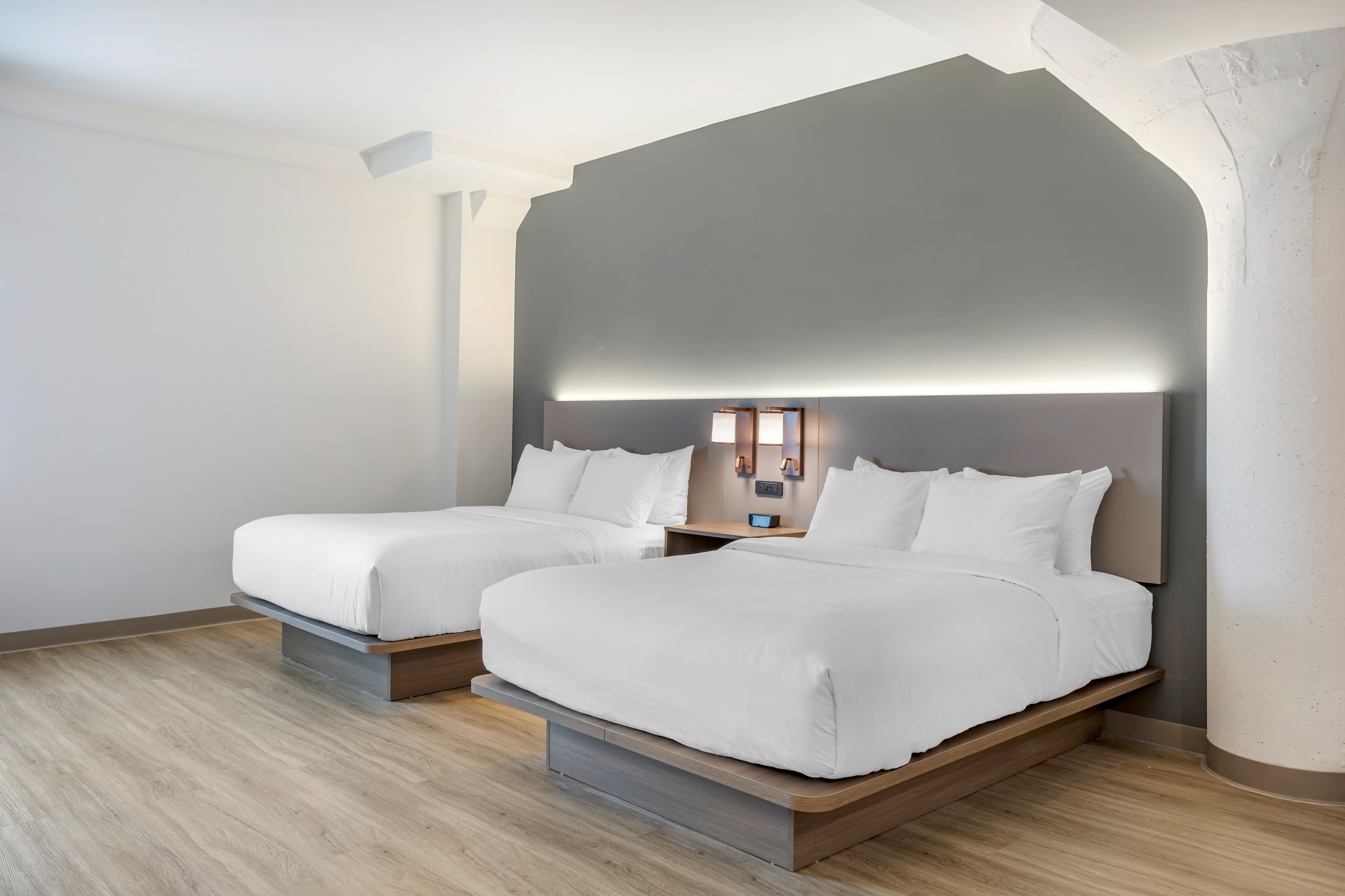 Comfort Inn & Suites Newark Liberty International Airport — 19
