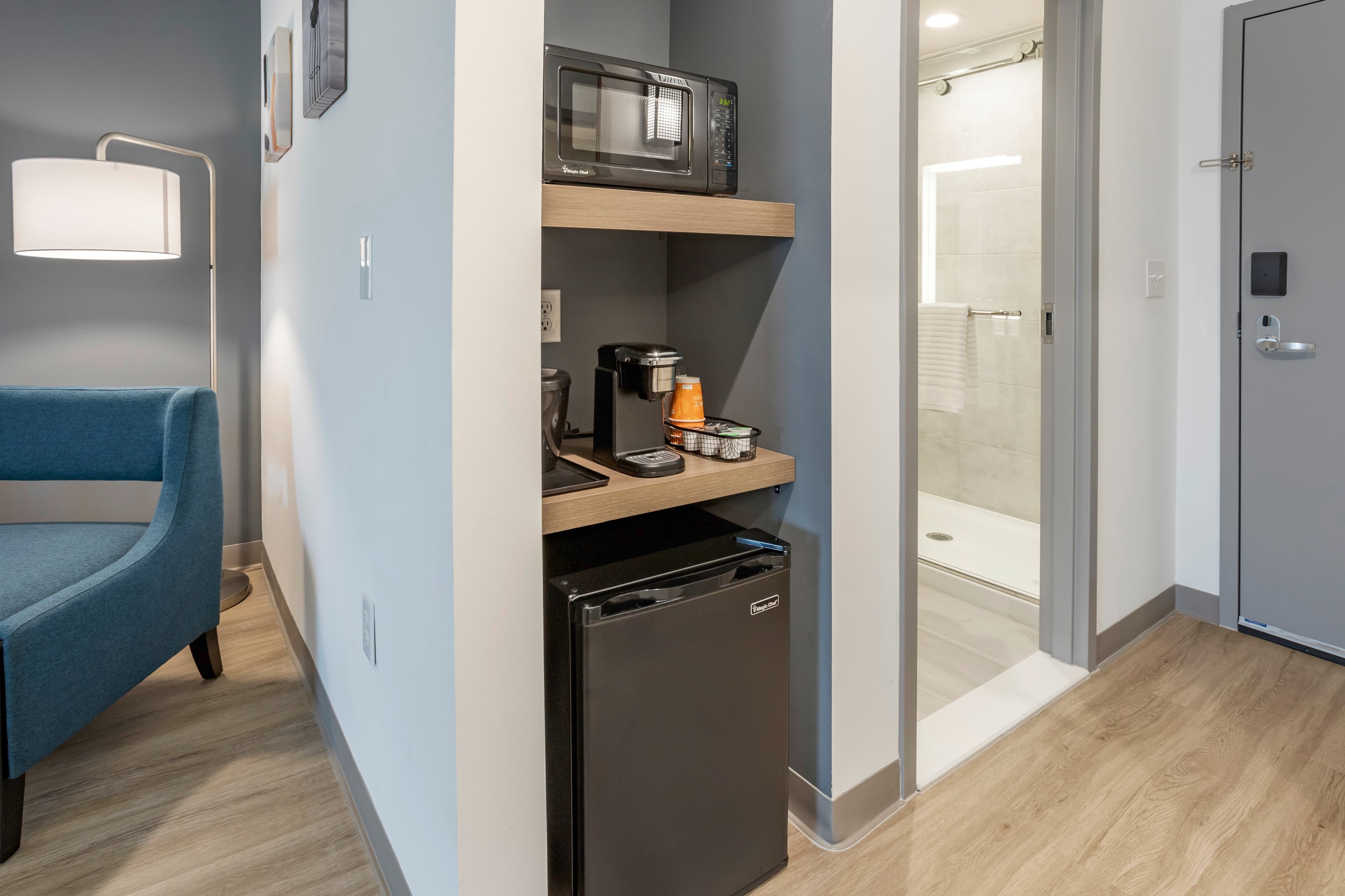 Comfort Inn & Suites Newark Liberty International Airport — 21
