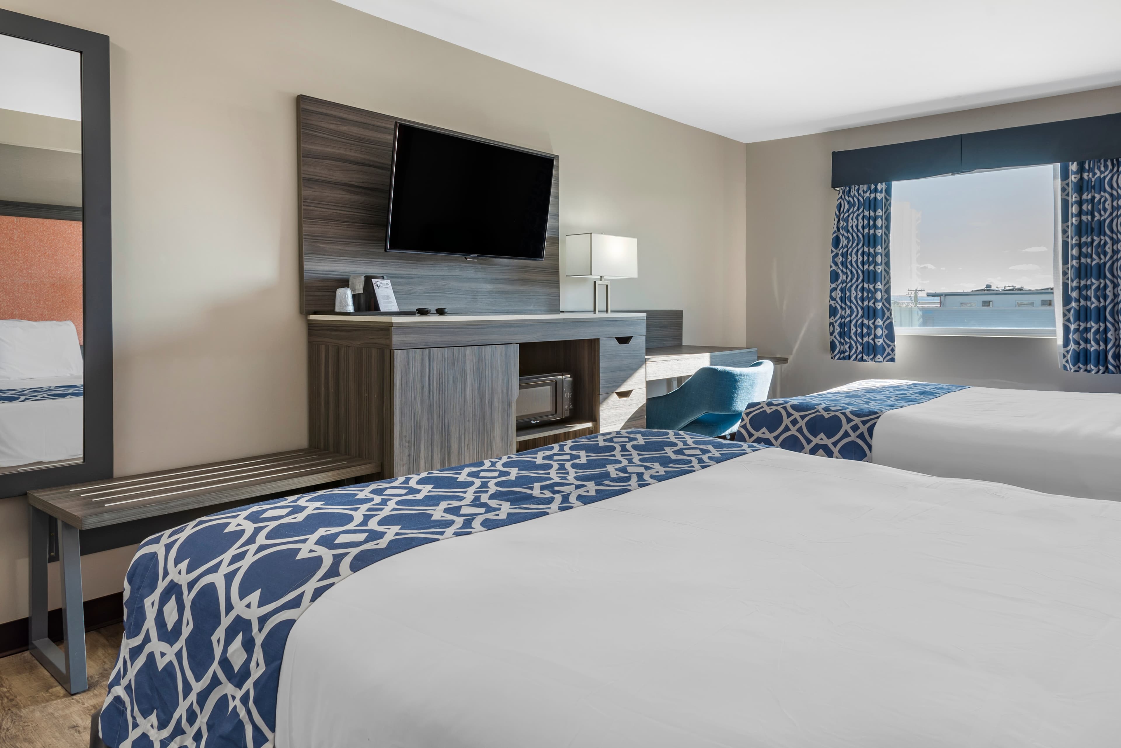 The Waves Hotel, an Ascend Collection Hotel - Image 2