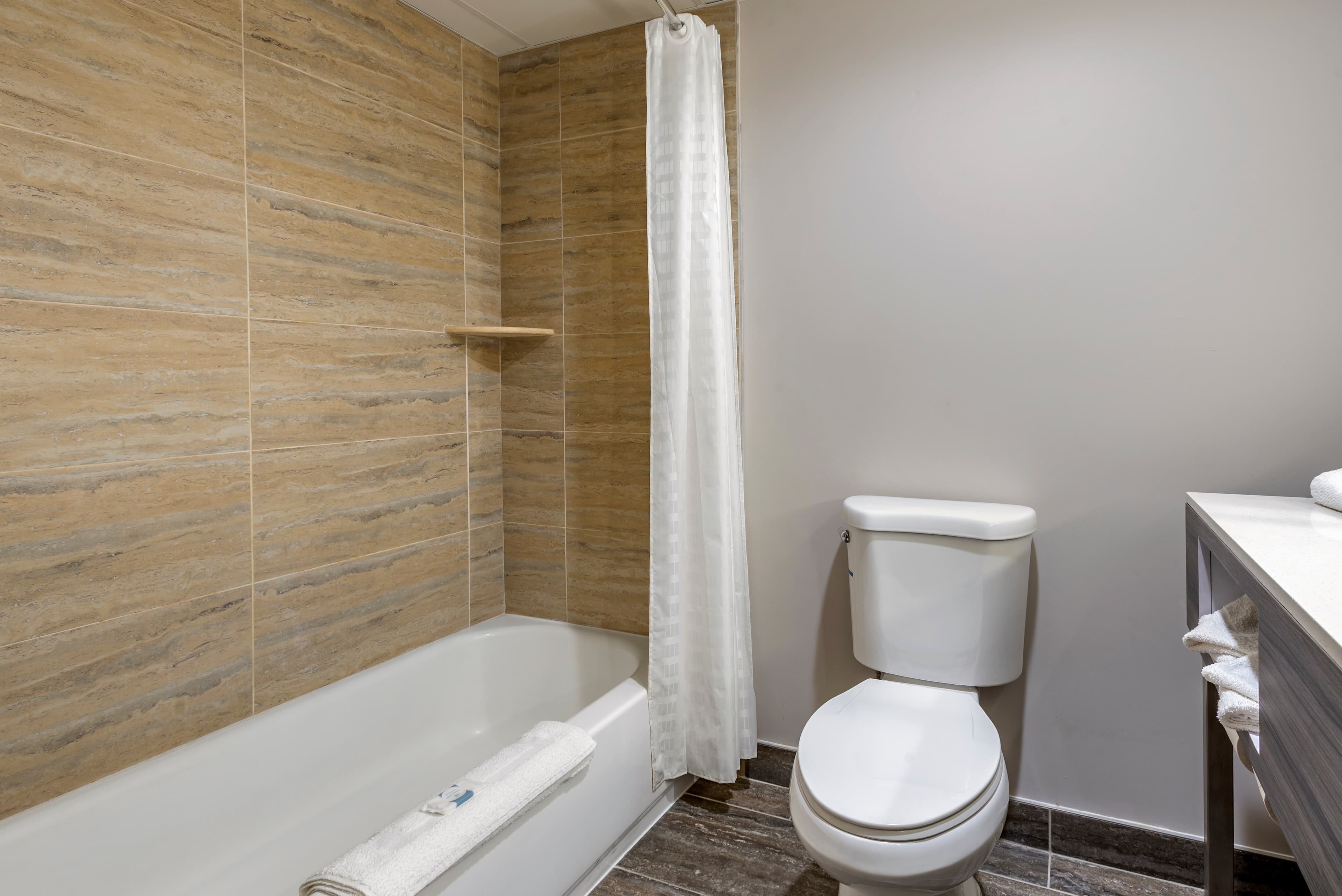 The Waves Hotel, an Ascend Collection Hotel — 6