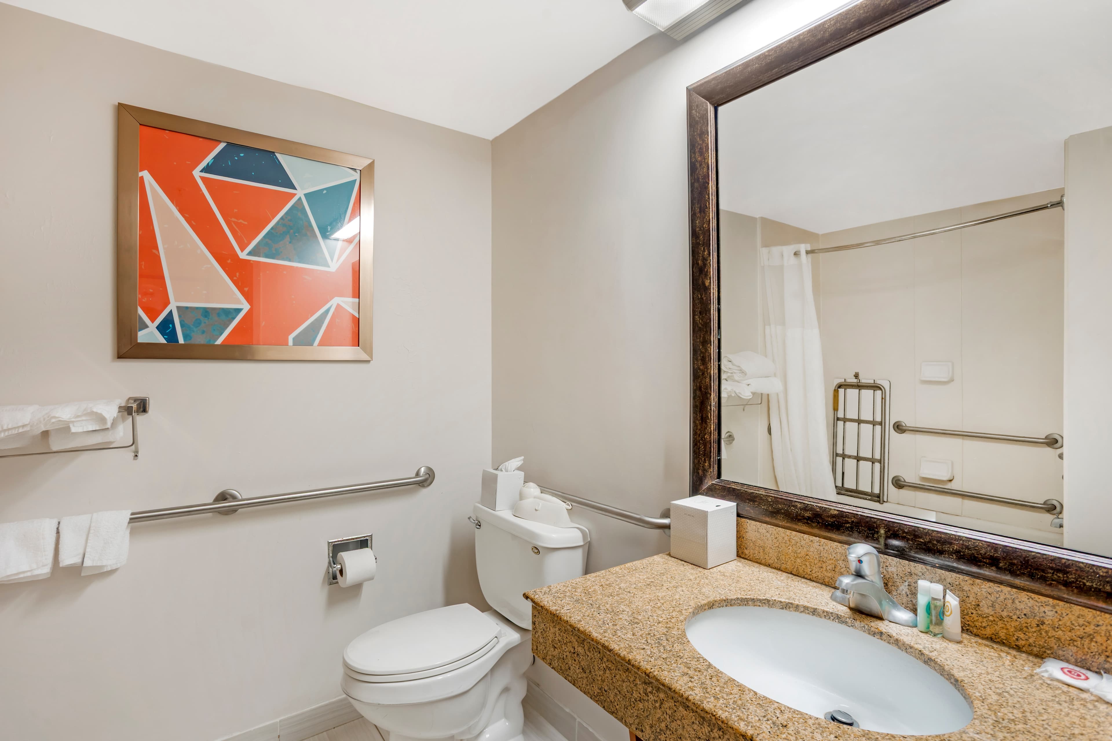 Comfort Inn & Suites Mt. Holly - Westampton — 5