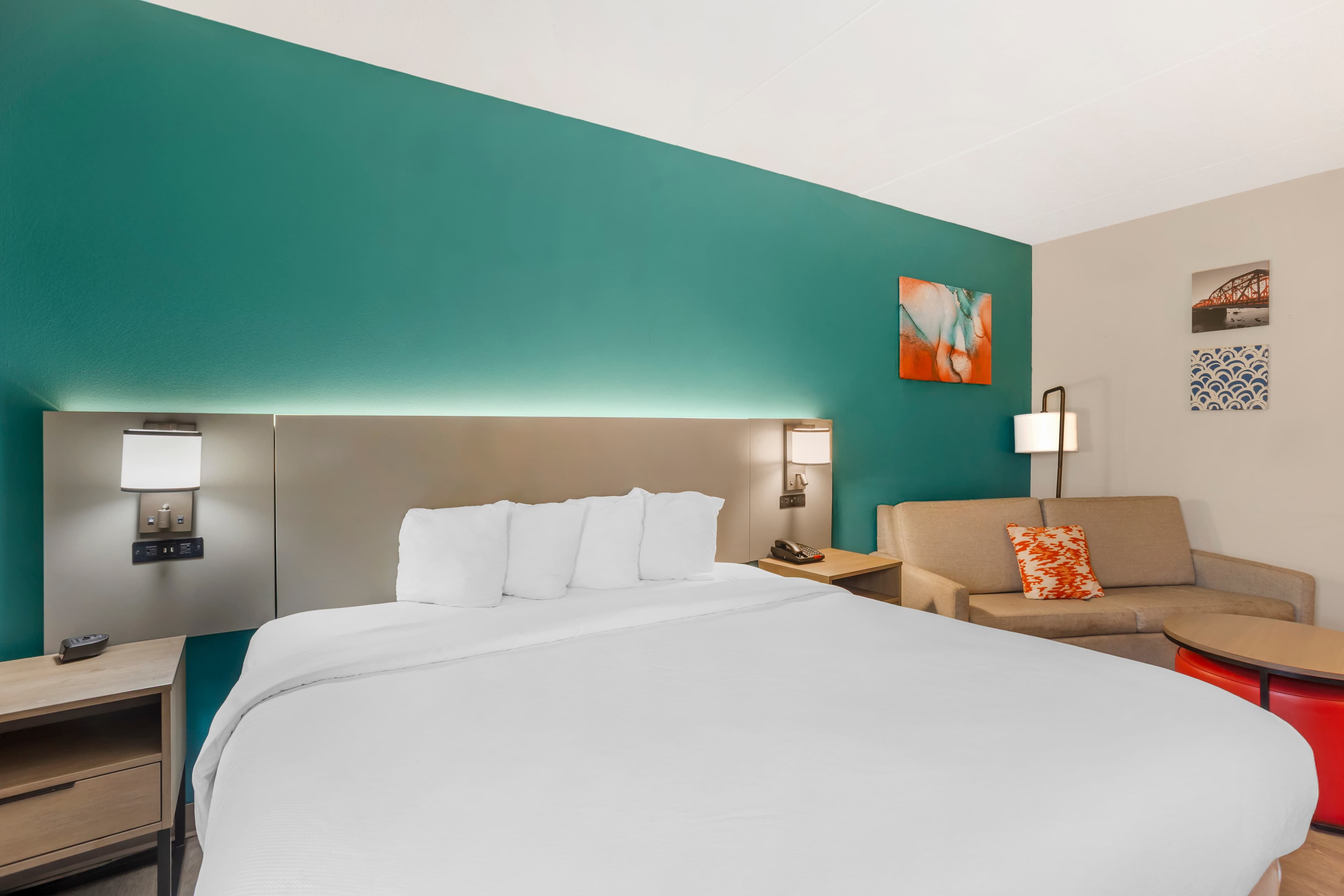 Comfort Inn & Suites Mt. Holly - Westampton — 11