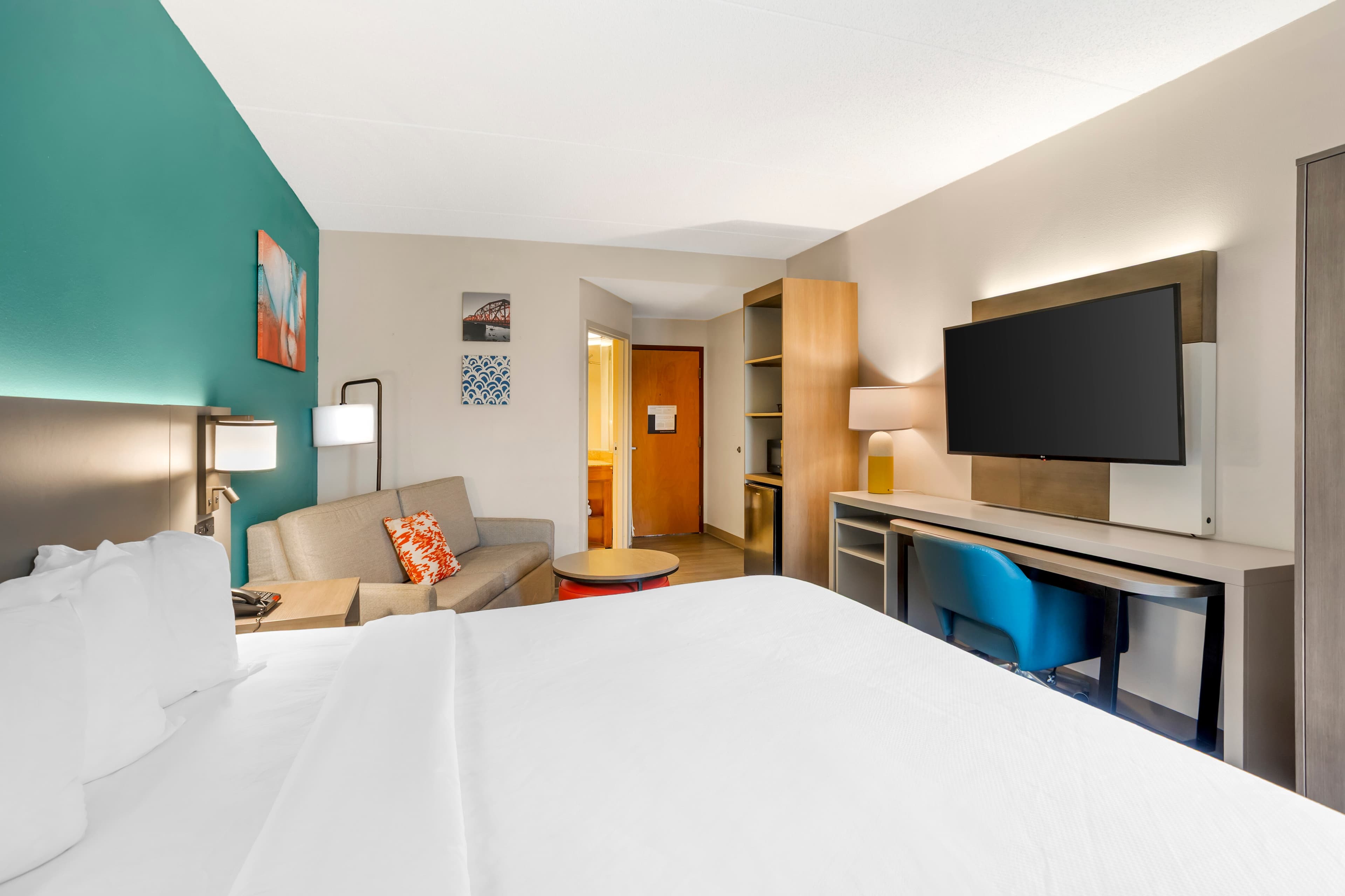 Comfort Inn & Suites Mt. Holly - Westampton — 12