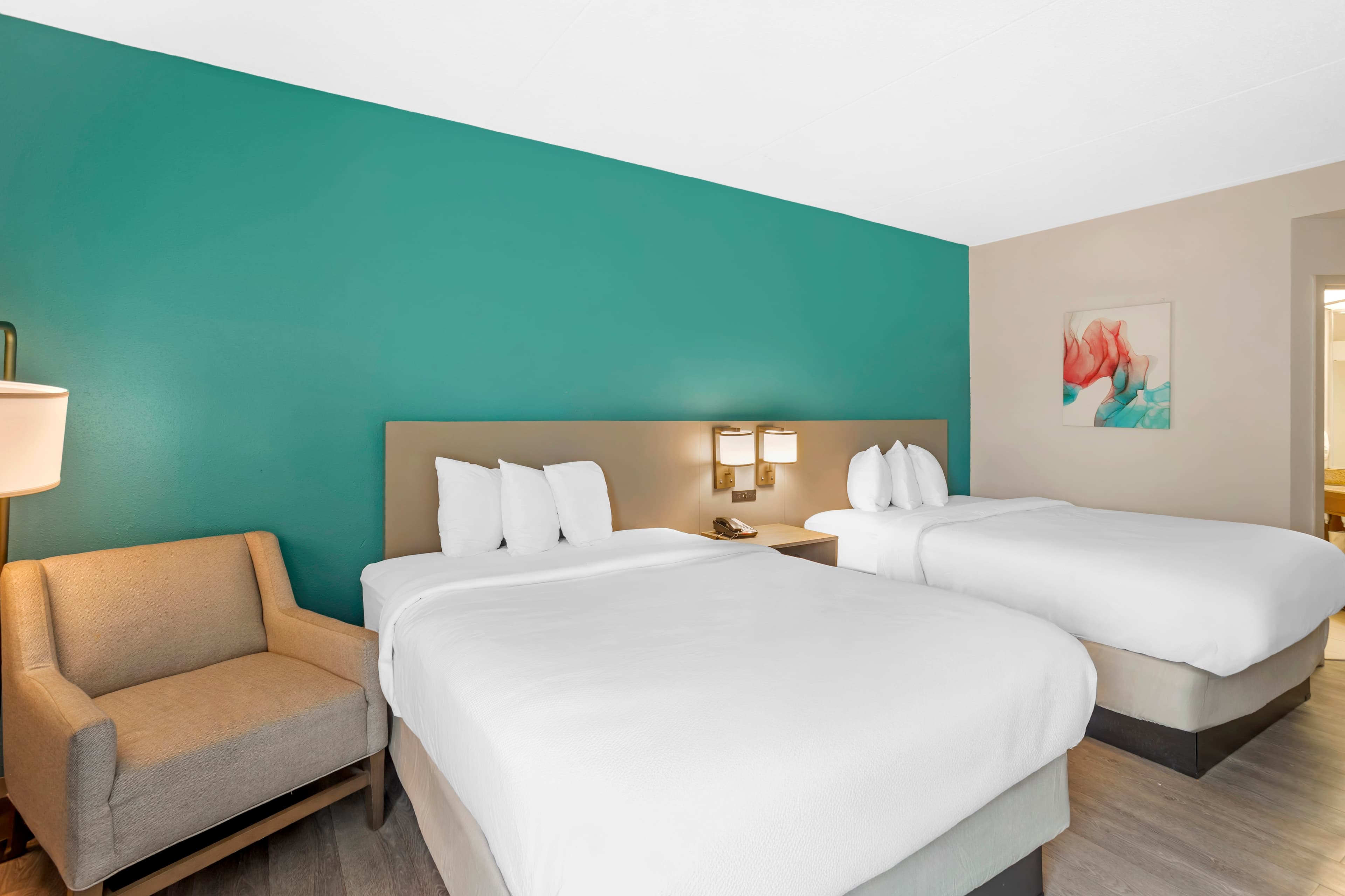 Comfort Inn & Suites Mt. Holly - Westampton — 23