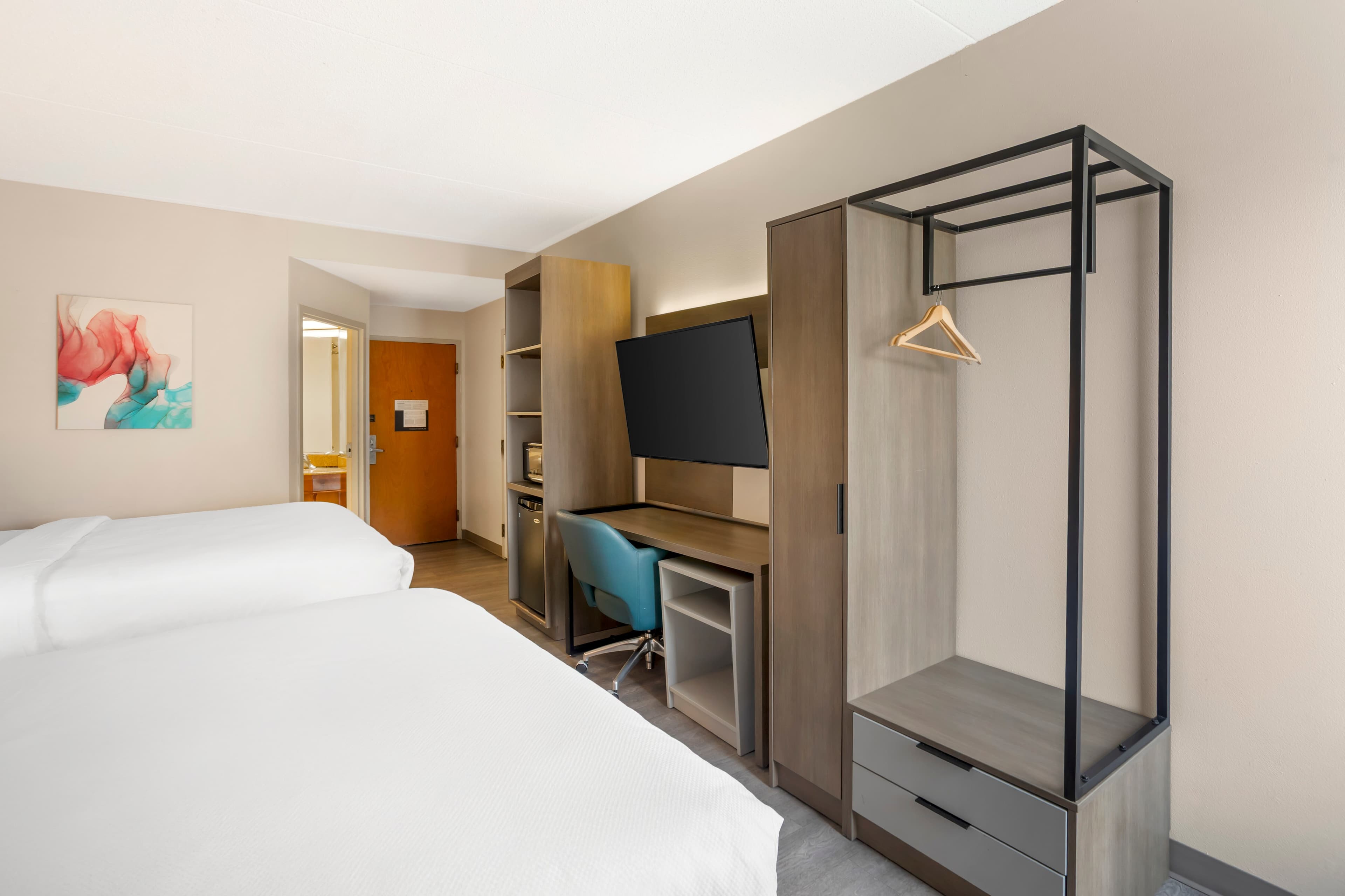Comfort Inn & Suites Mt. Holly - Westampton — 24