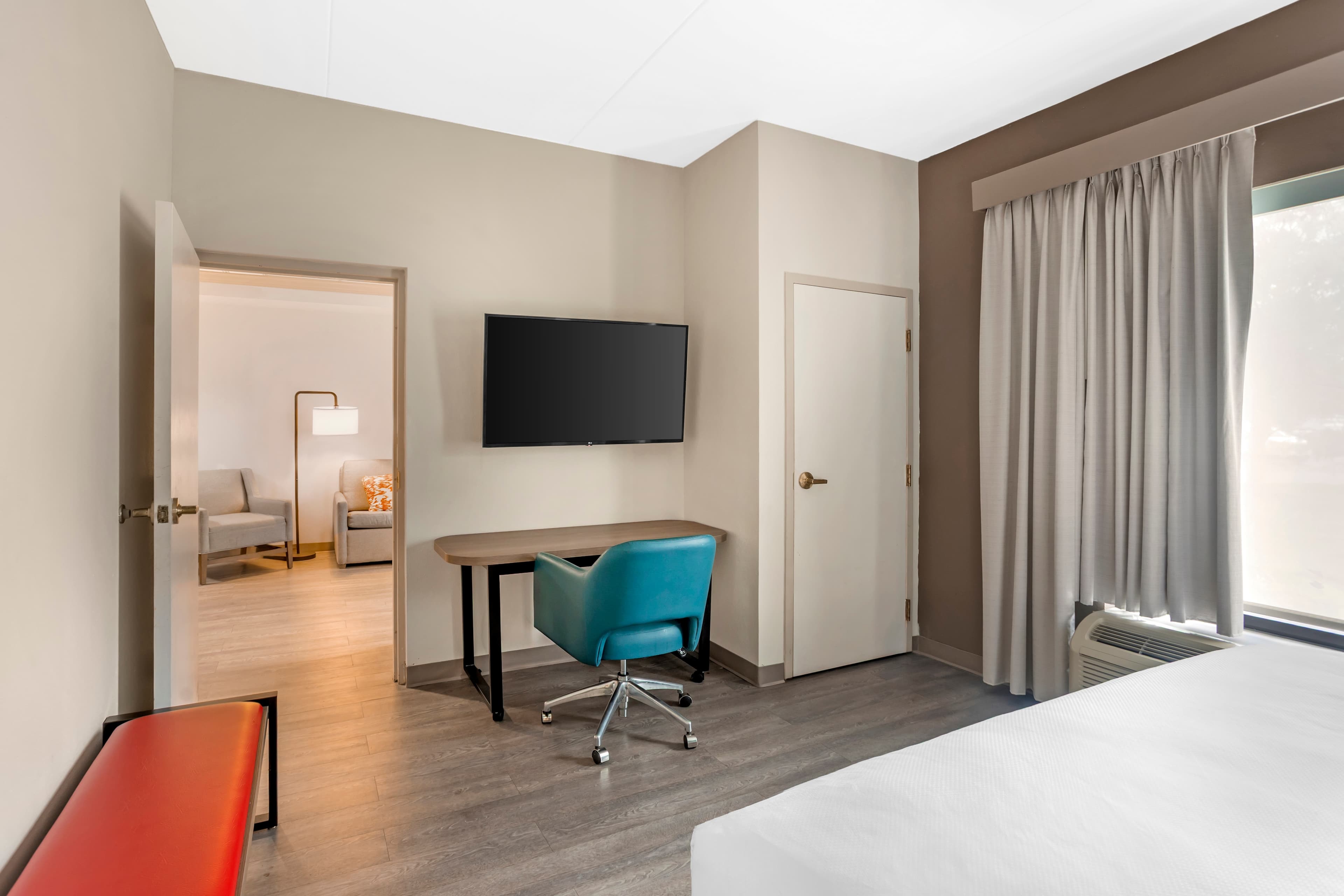 Comfort Inn & Suites Mt. Holly - Westampton — 28