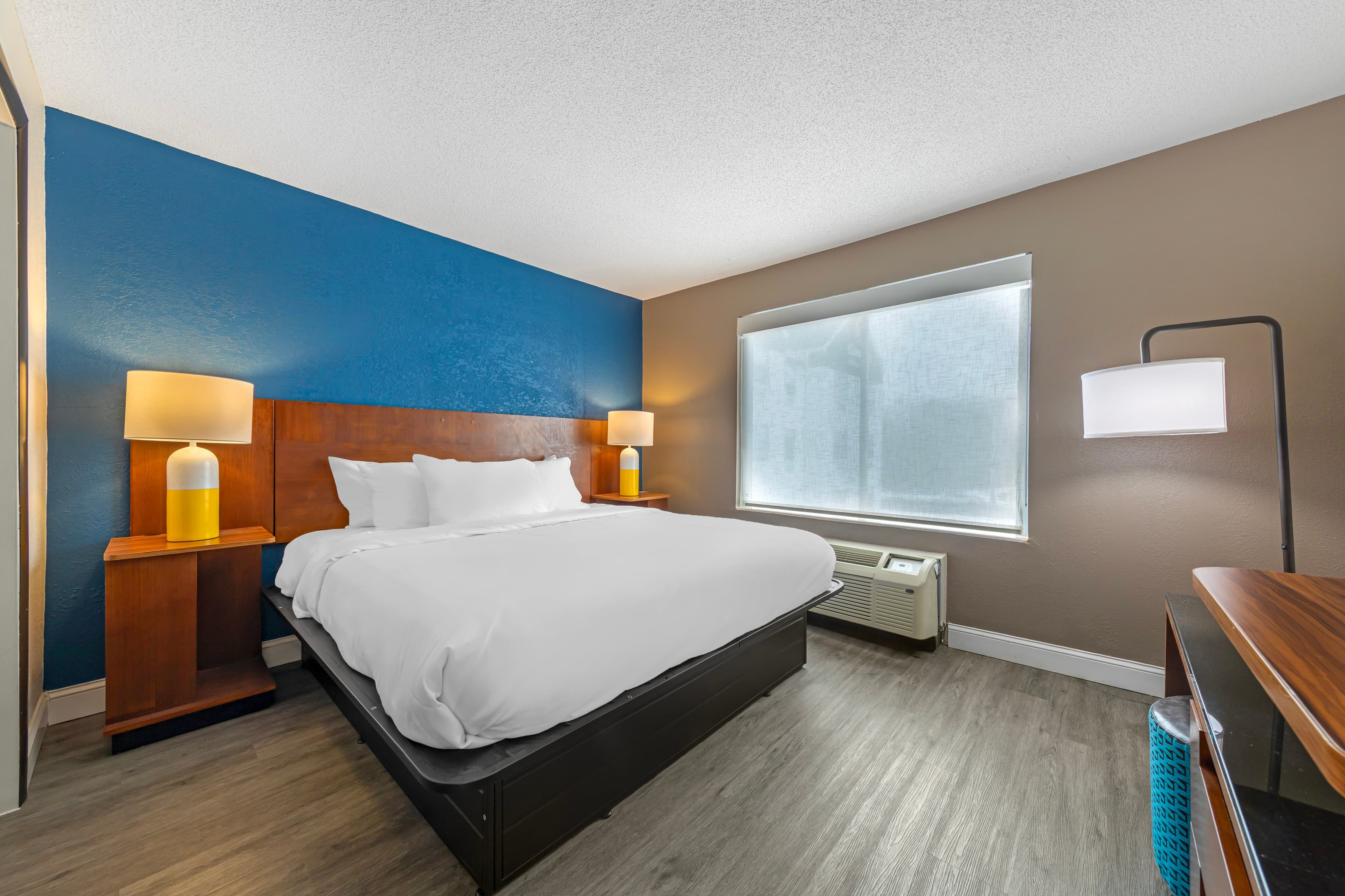Comfort Inn & Suites Mt. Laurel-Philadelphia — 54