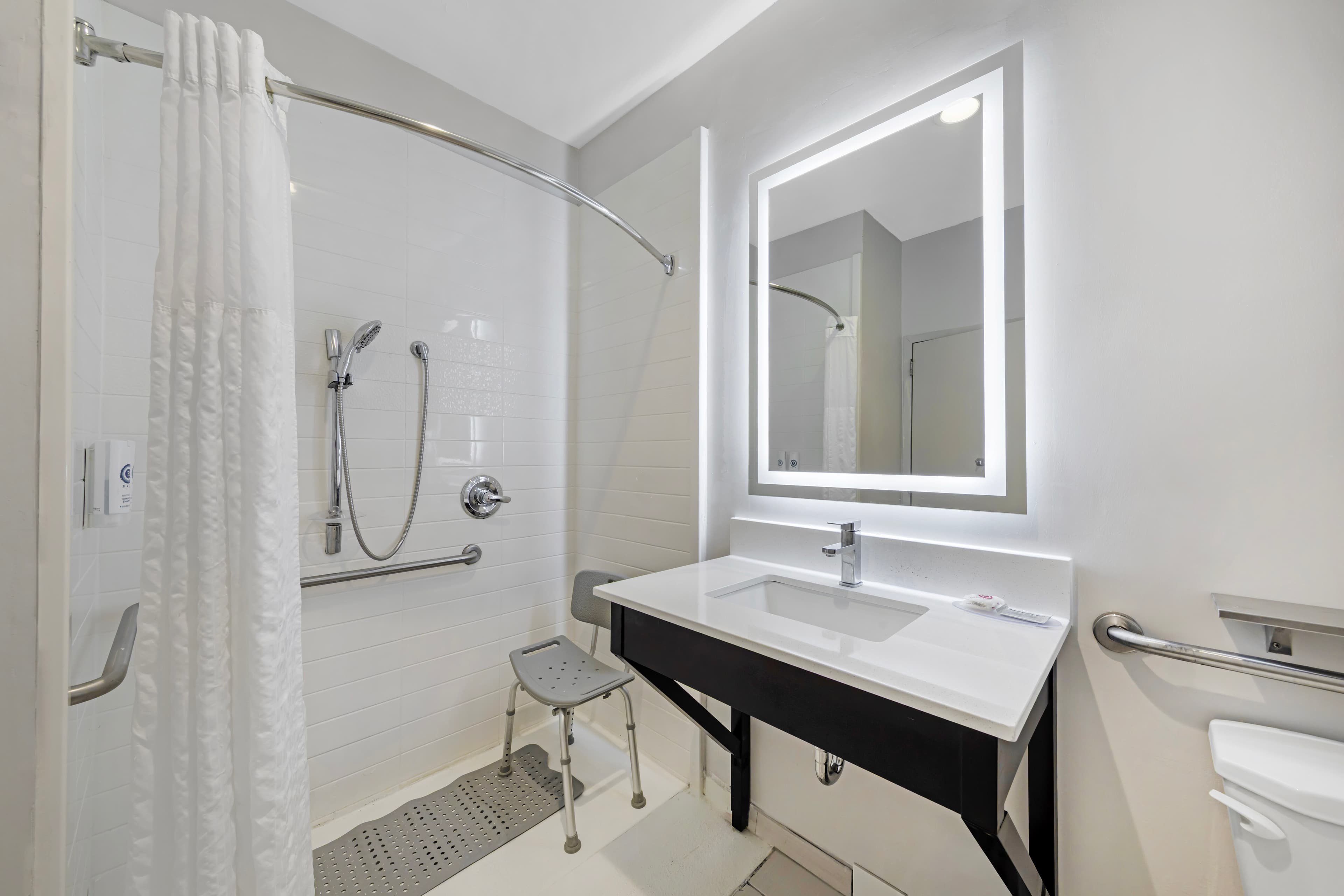Comfort Inn & Suites Mt. Laurel-Philadelphia — 27