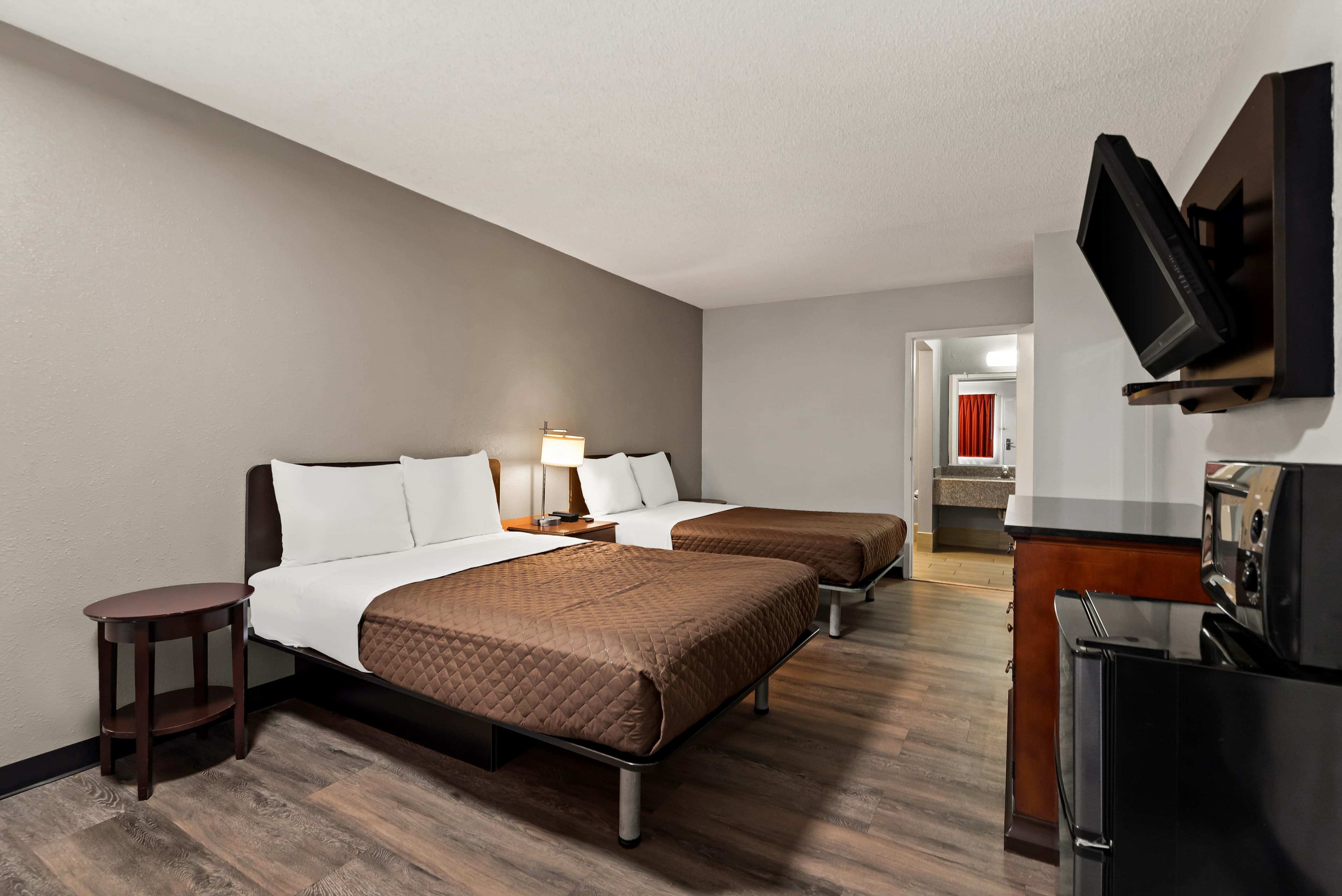 Rodeway Inn Brooklawn - Image 2