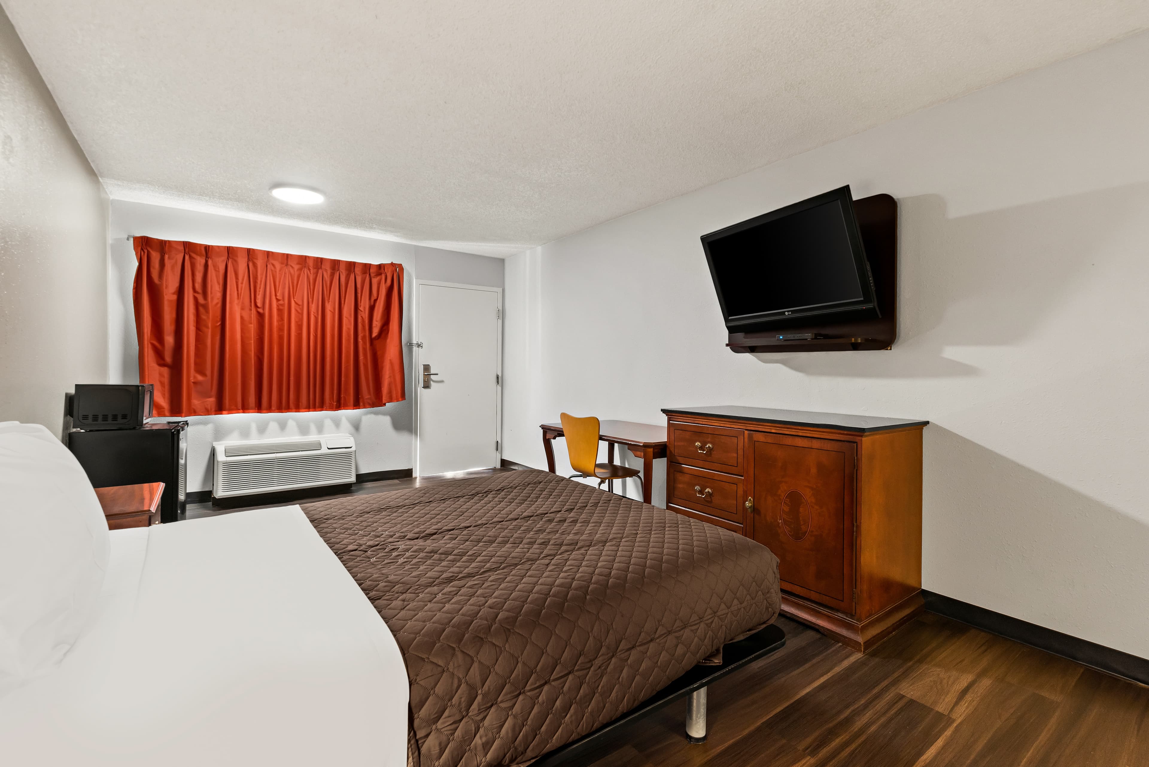 Rodeway Inn Brooklawn — 28