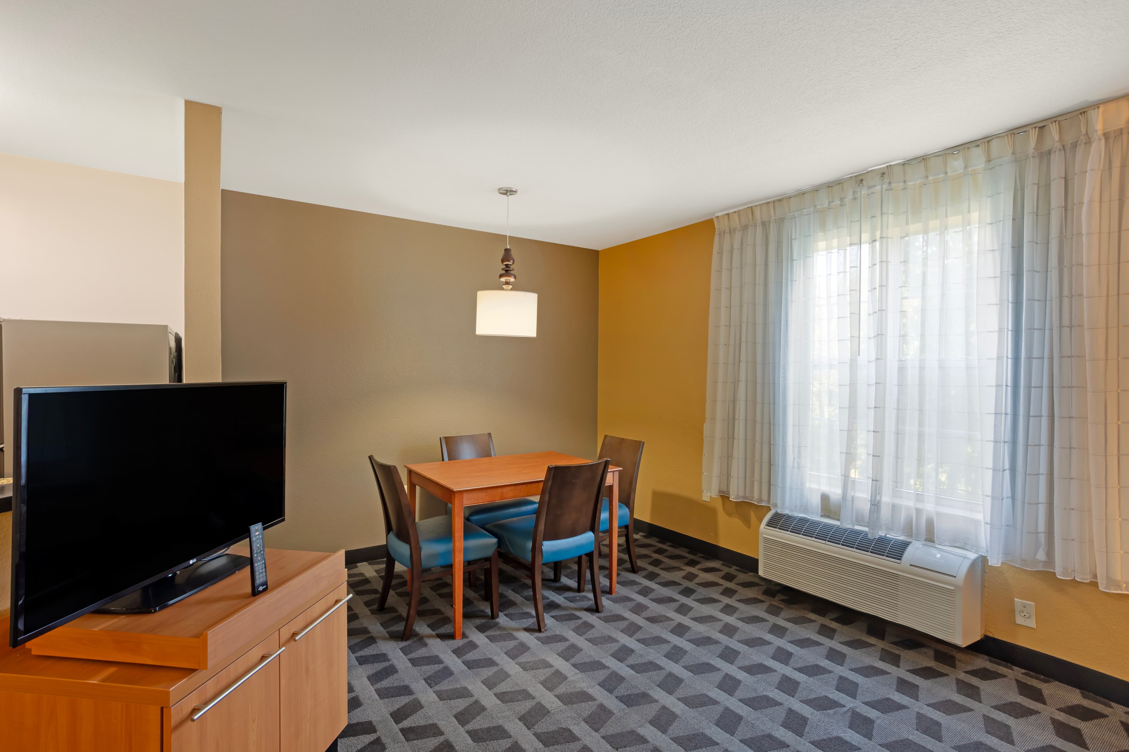 MainStay Suites Mt. Laurel - Philadelphia — 18