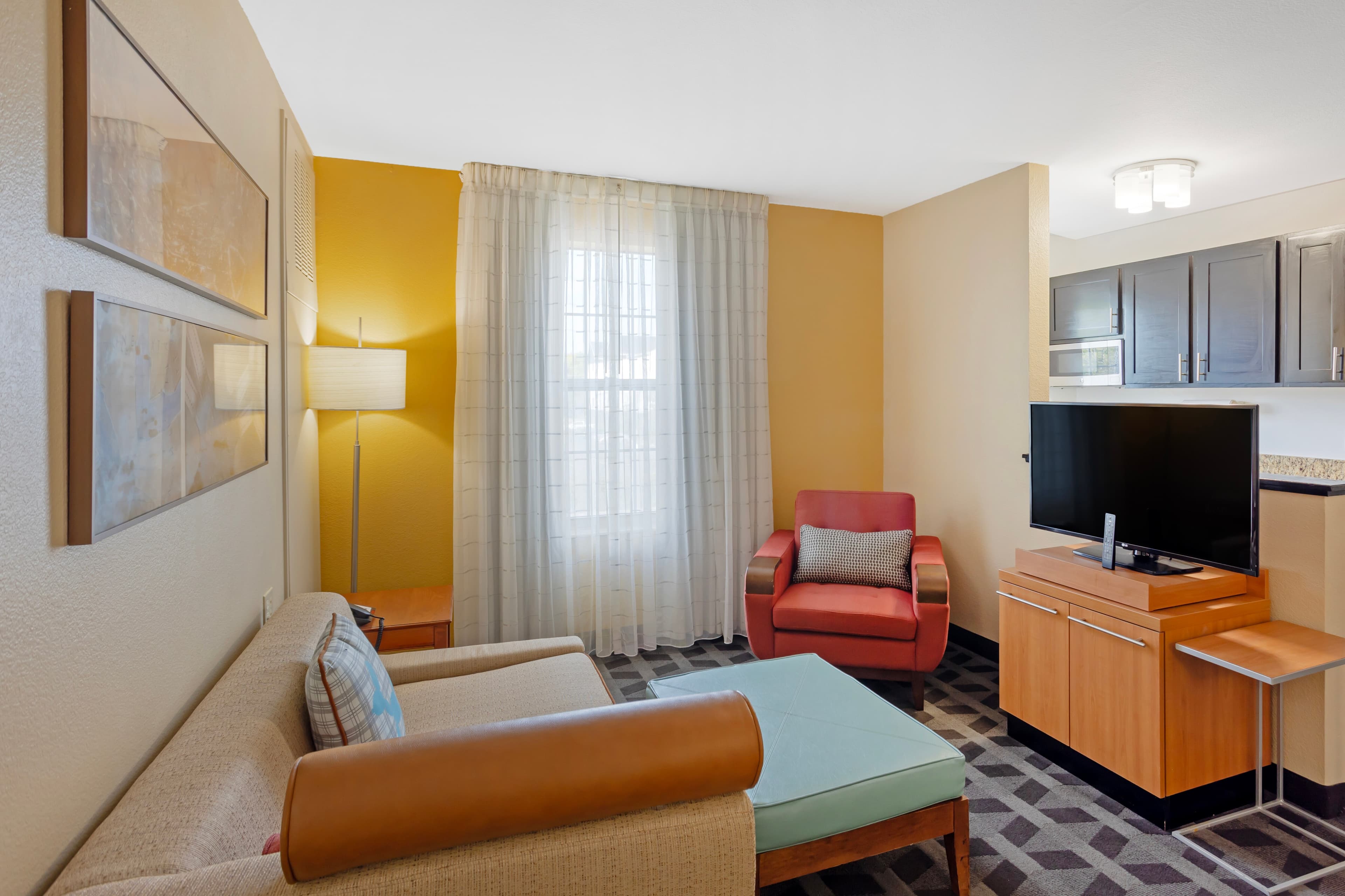 MainStay Suites Mt. Laurel - Philadelphia — 7