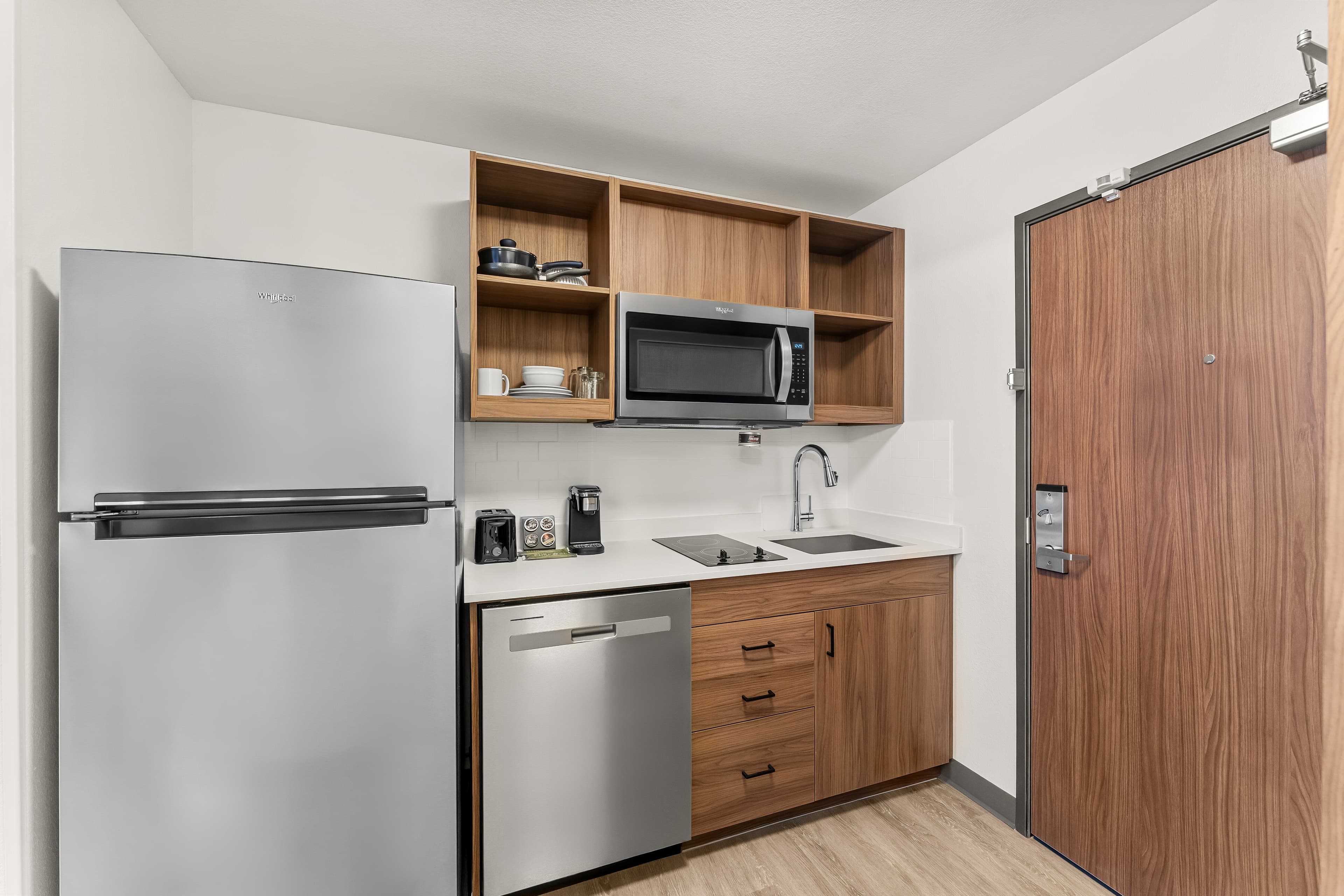 Everhome Suites Somerset - South Brunswick - Image 2