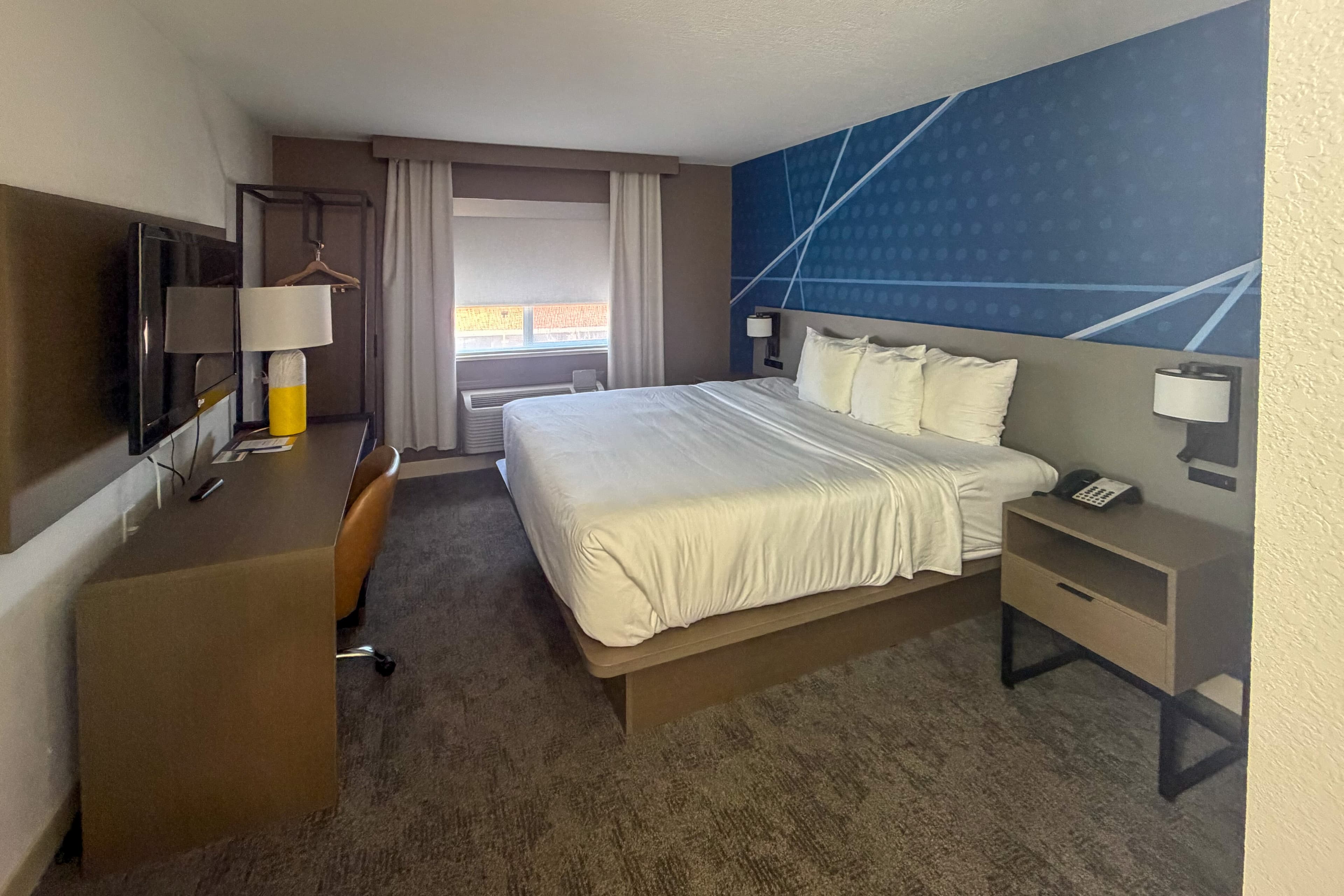 Comfort Suites Albuquerque/North Journal Center - Image 2