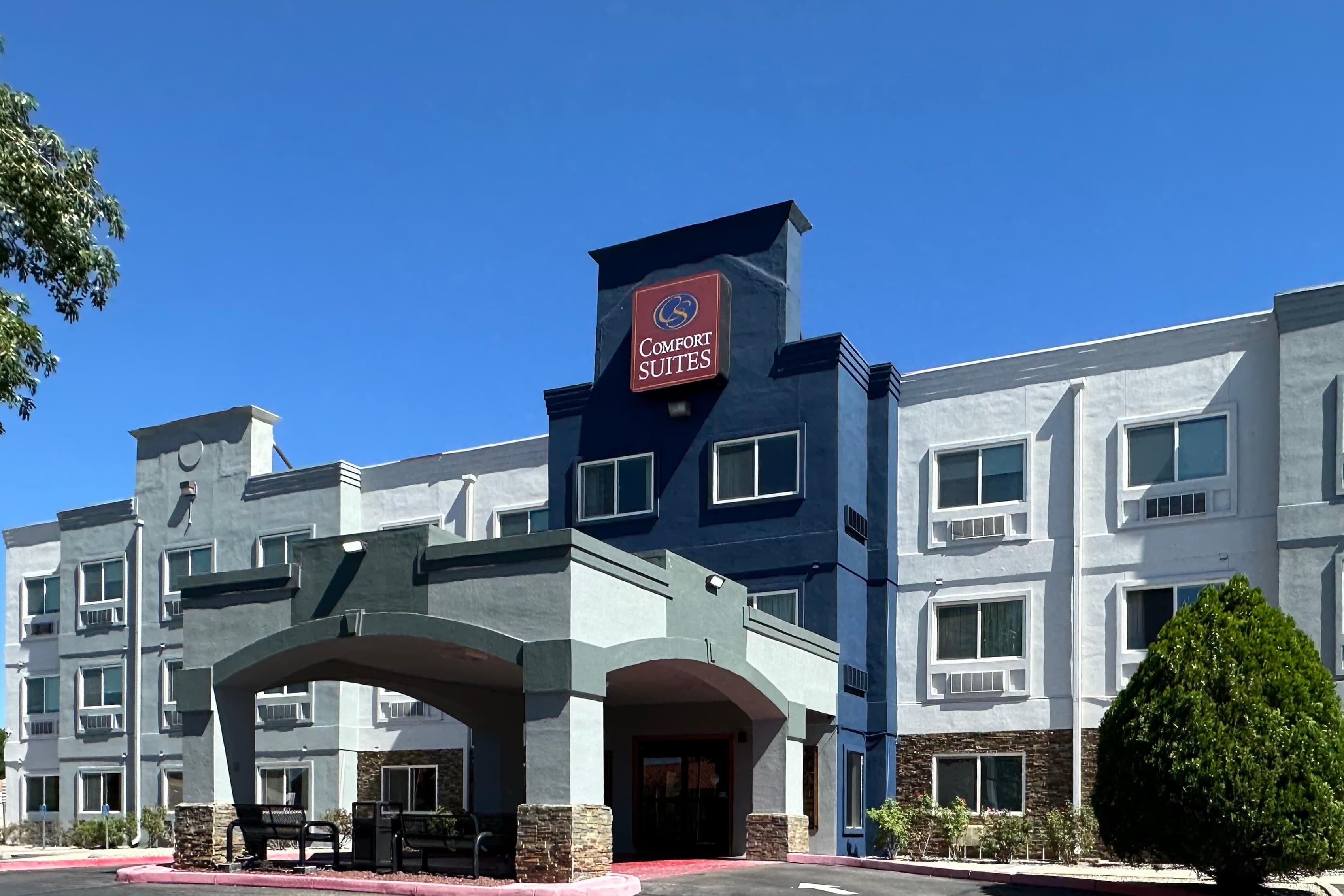 Comfort Suites Albuquerque/North Journal Center - Image 1