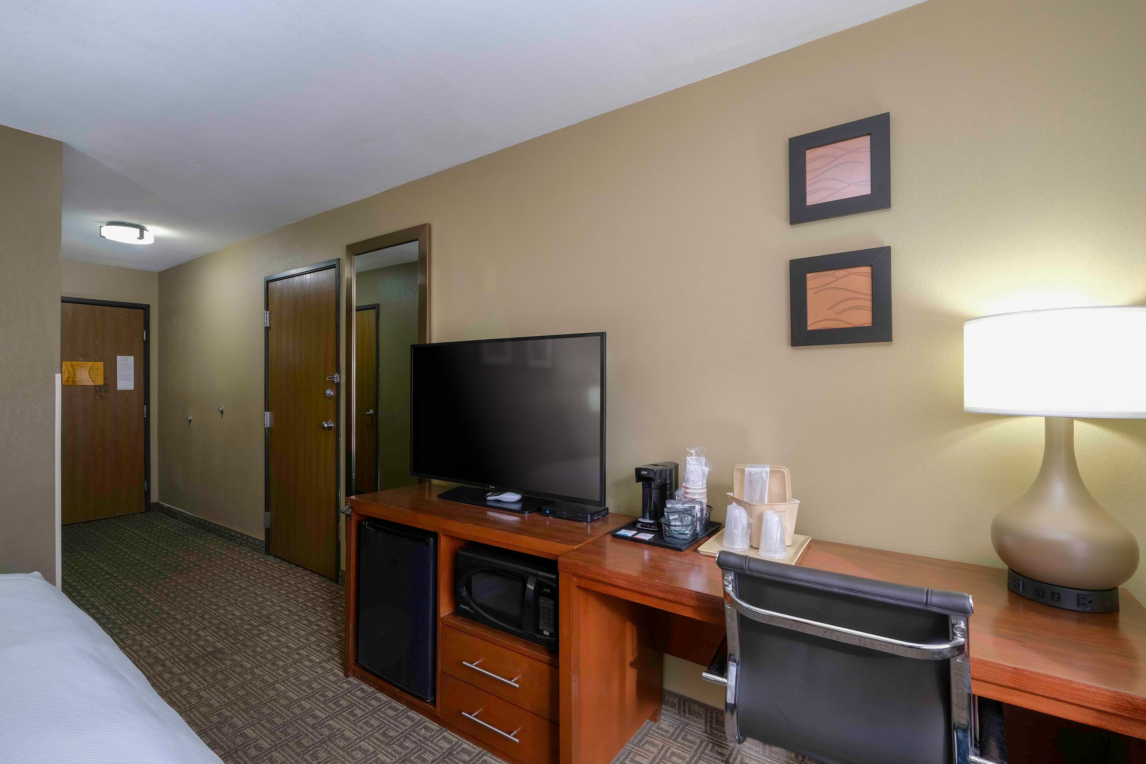 Comfort Inn Near Gila National Forest — 8