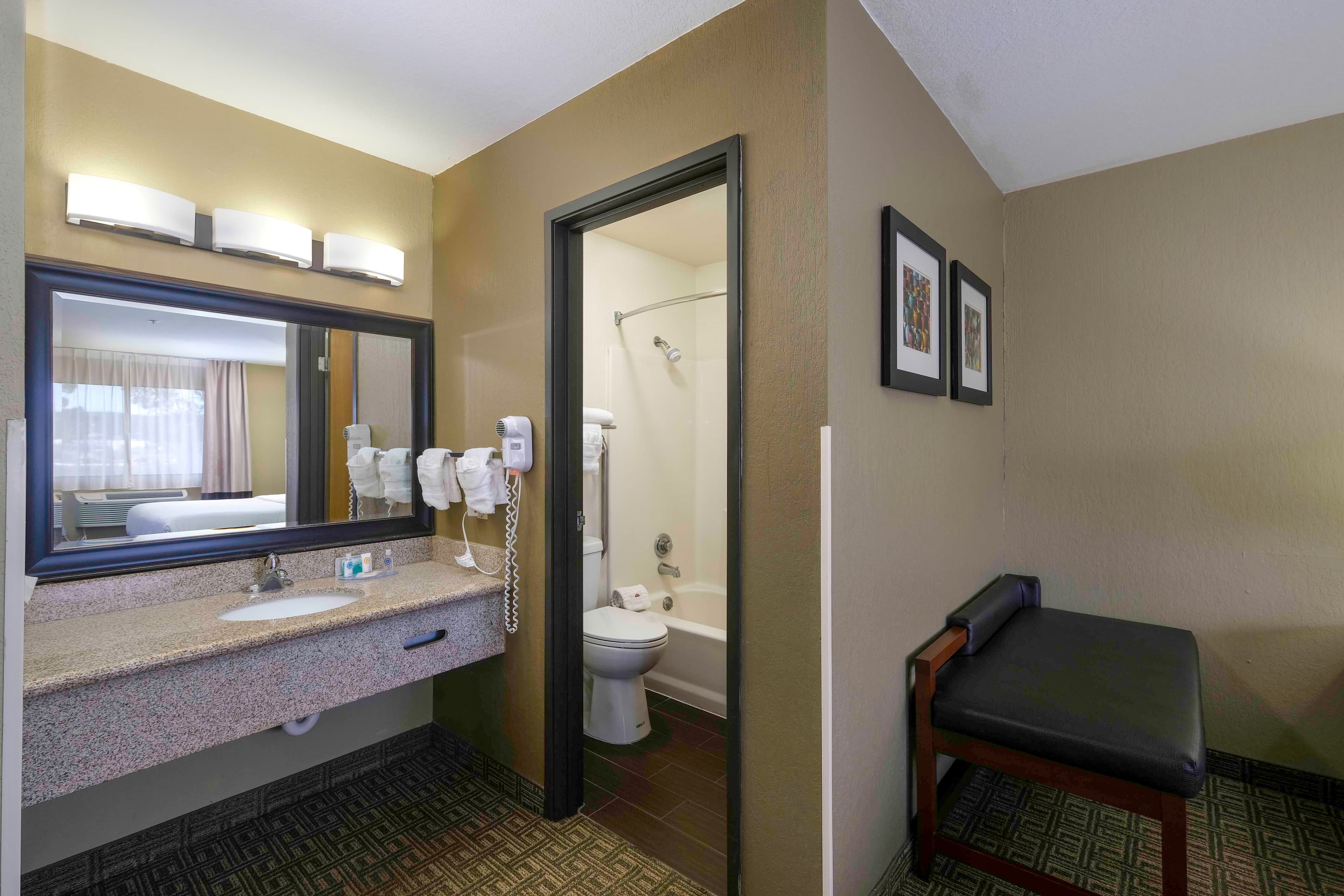 Comfort Inn Near Gila National Forest — 6