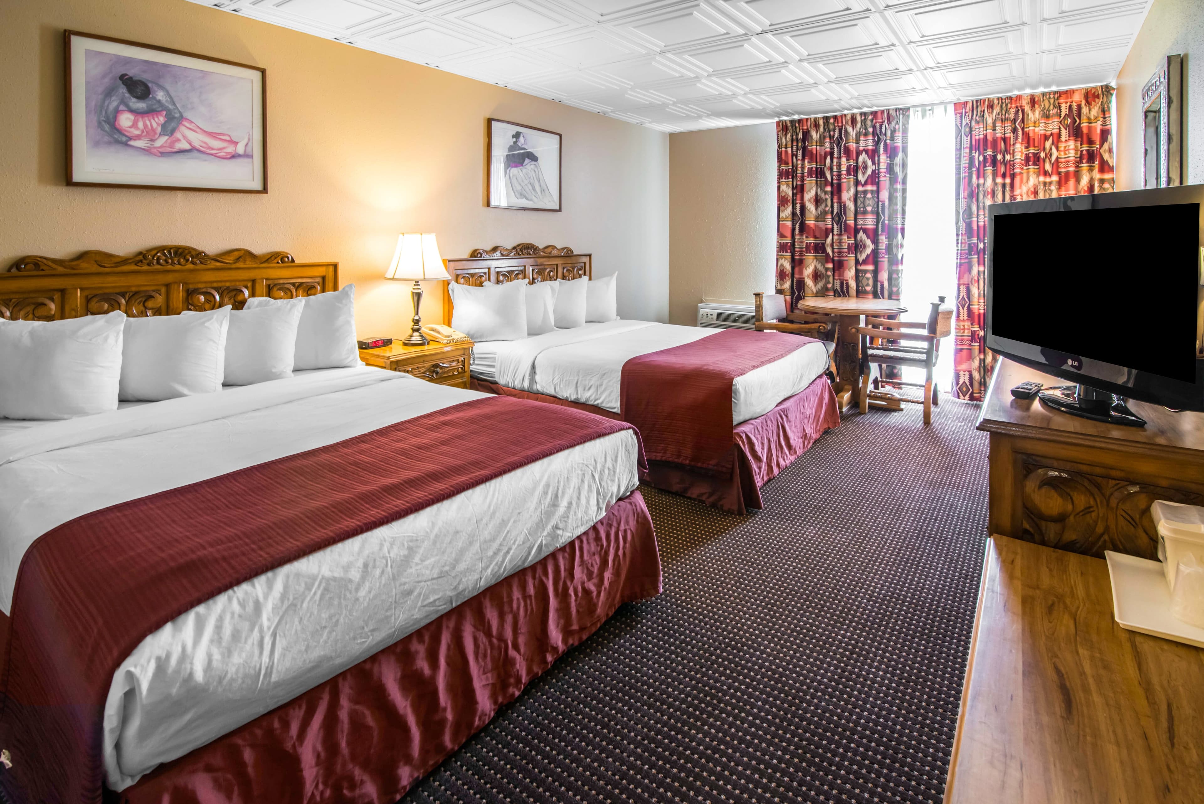 Quality Inn Taos — 10