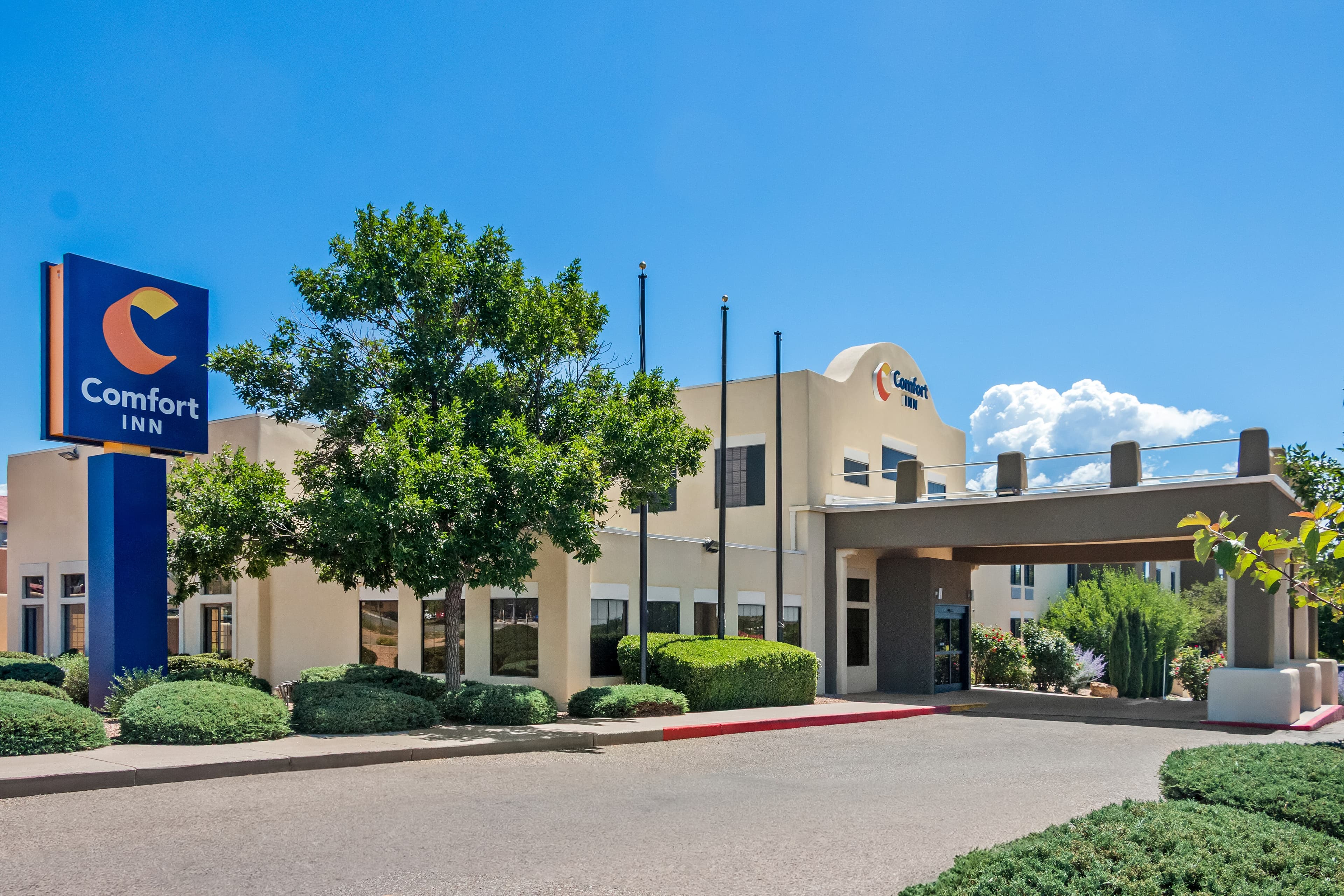 Comfort Inn Santa Fe South - Image 1