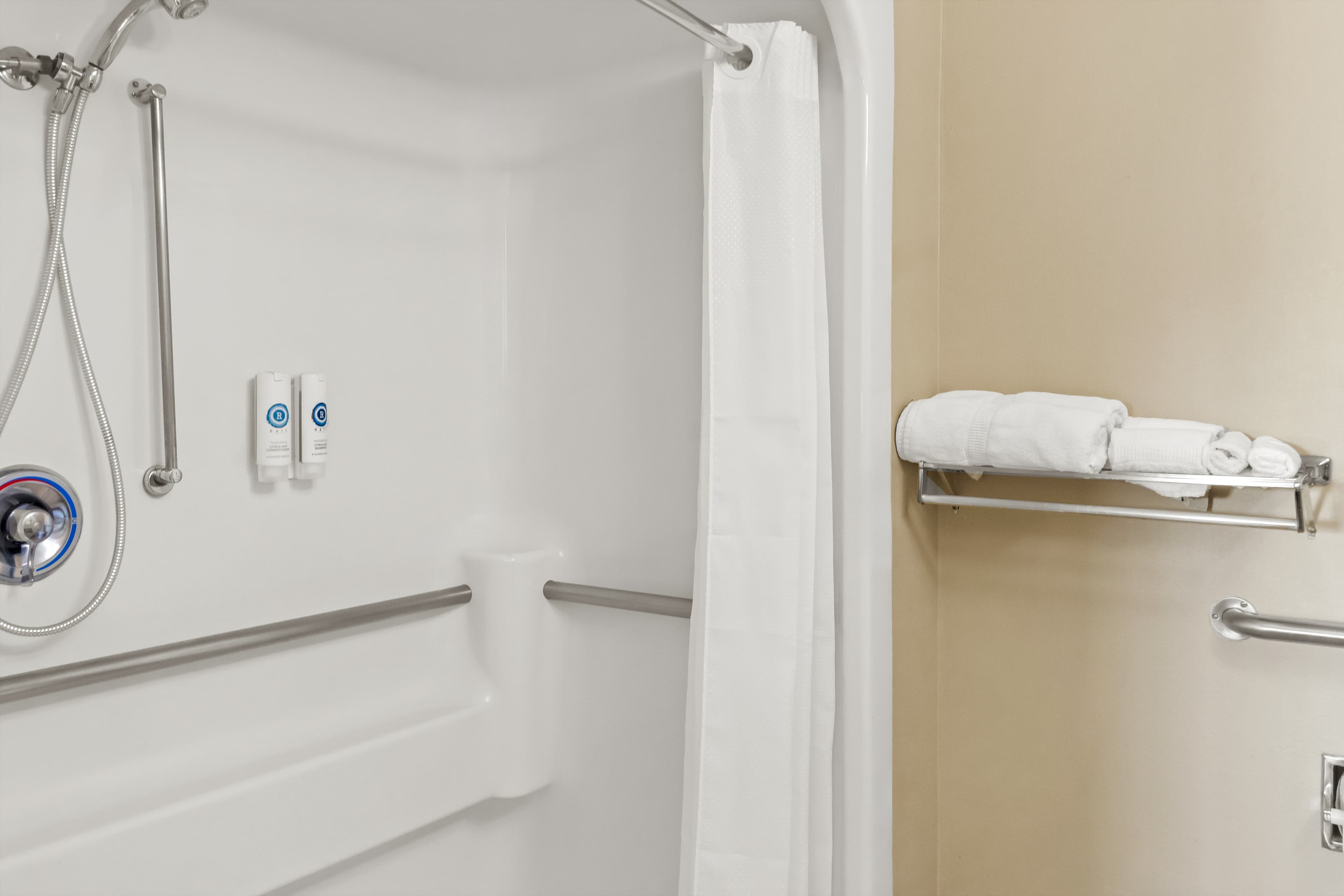 Comfort Inn Santa Fe South - Image 5