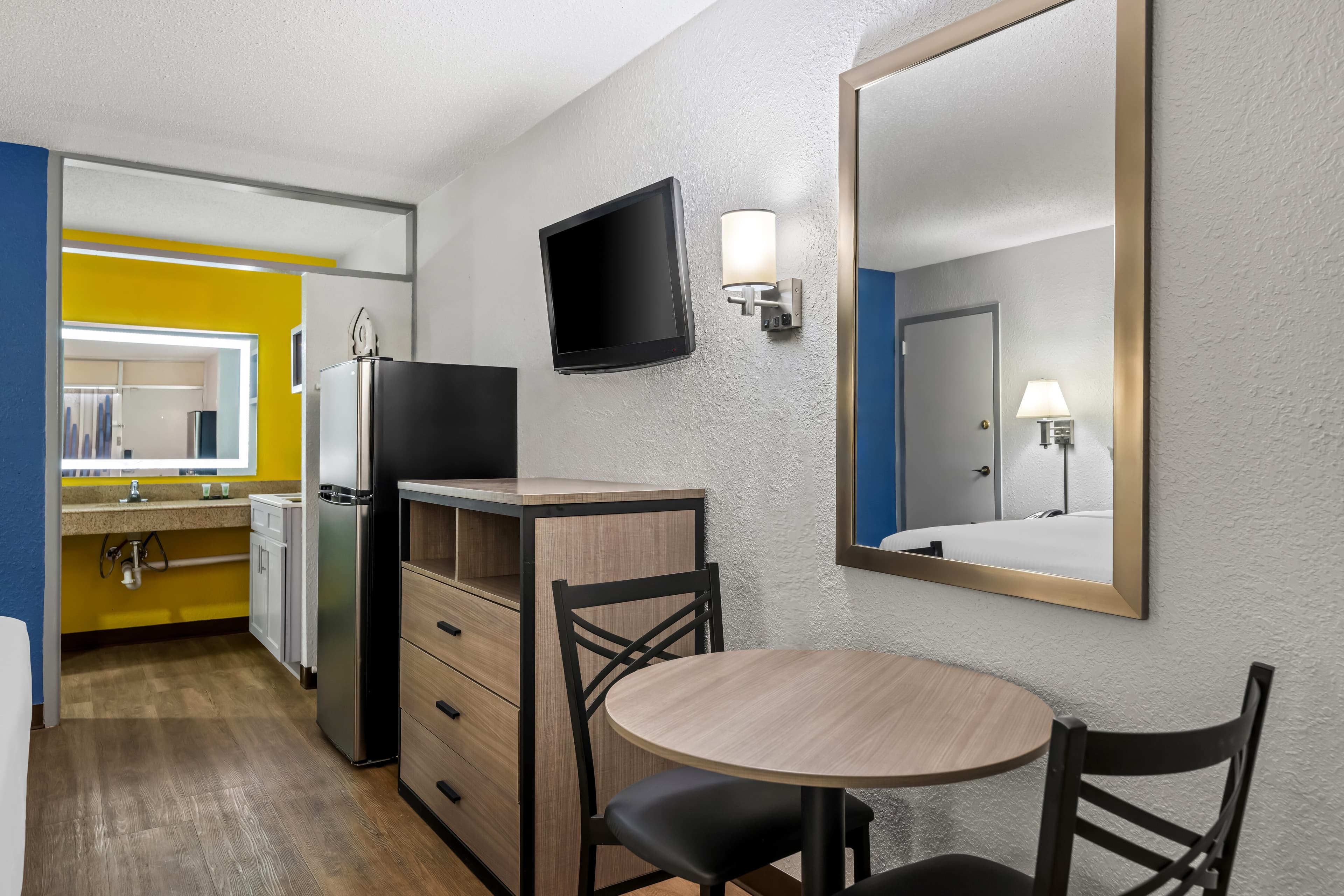 Econo Lodge Carlsbad Caverns Area - Image 3